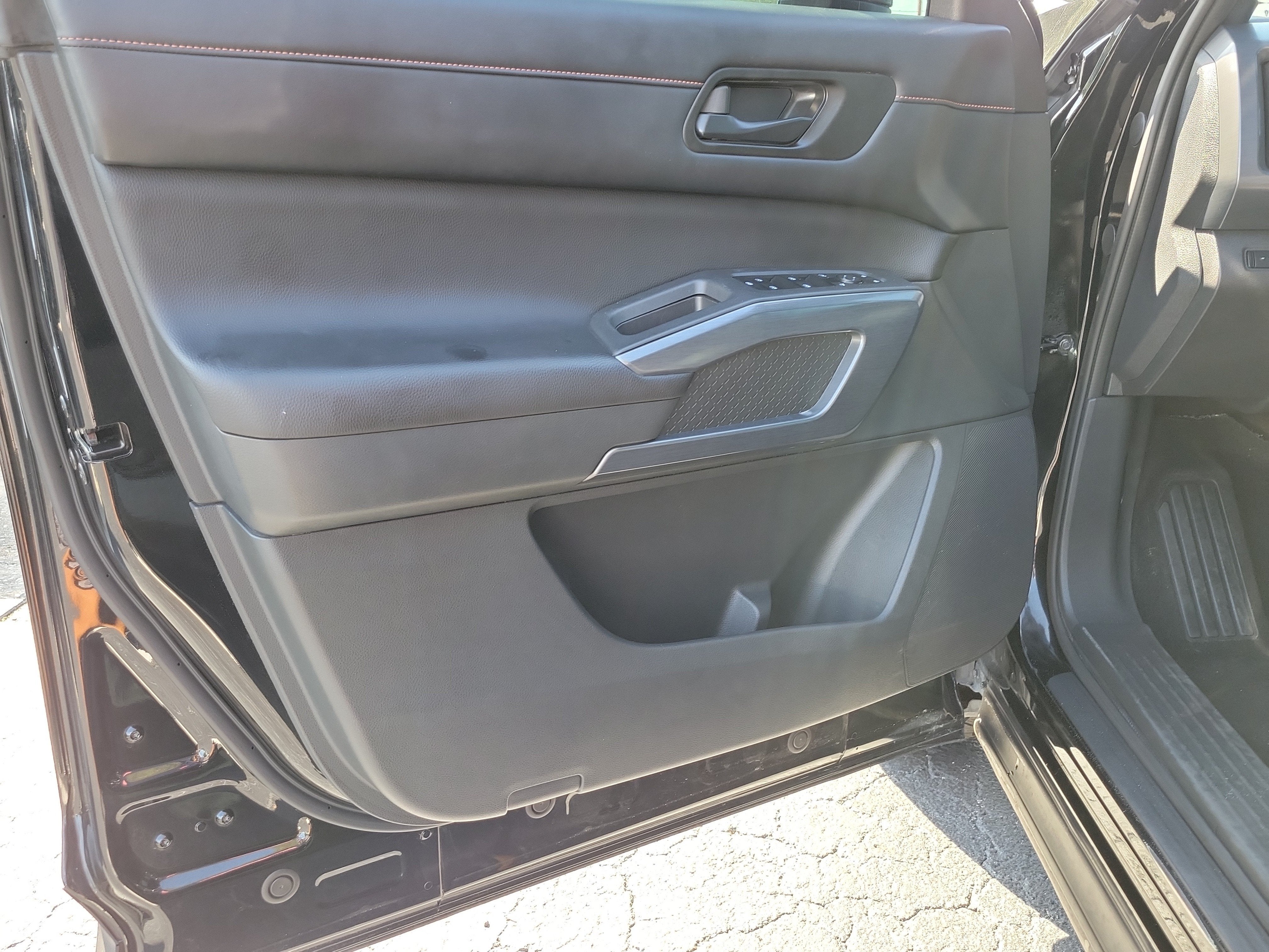 2023 Nissan Pathfinder Rock Creek