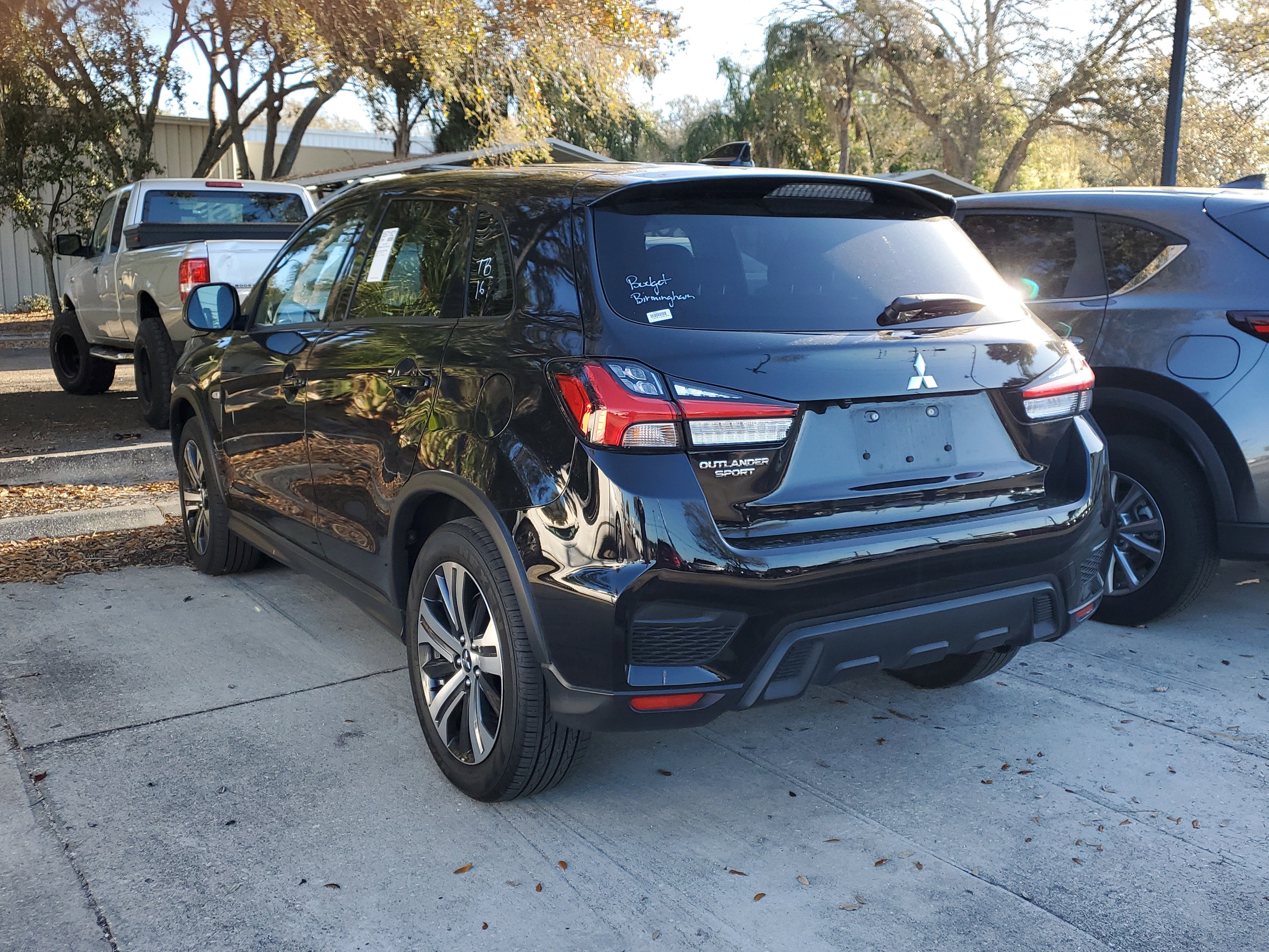 2025 Mitsubishi Outlander Sport ES