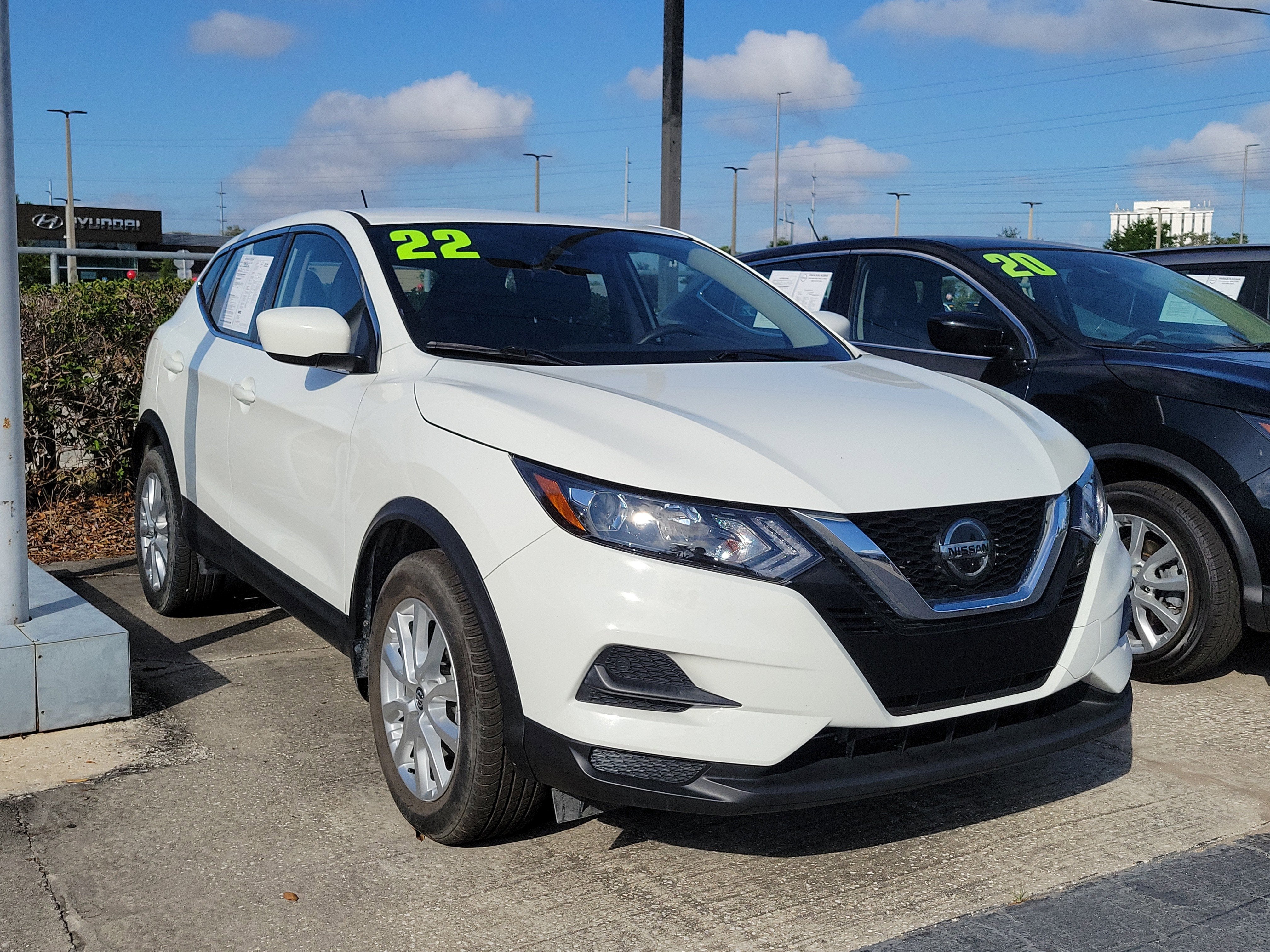 2022 Nissan Rogue Sport S