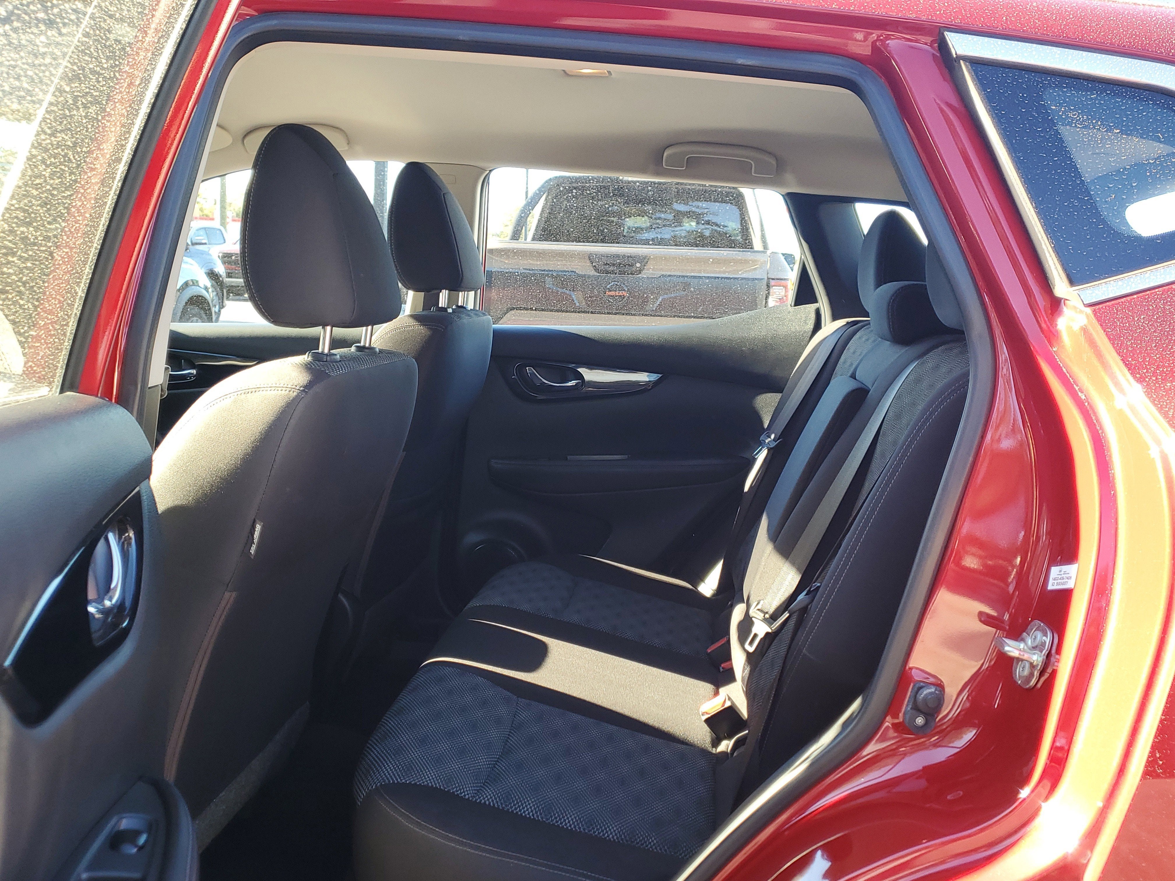 2018 Nissan Rogue Sport SV