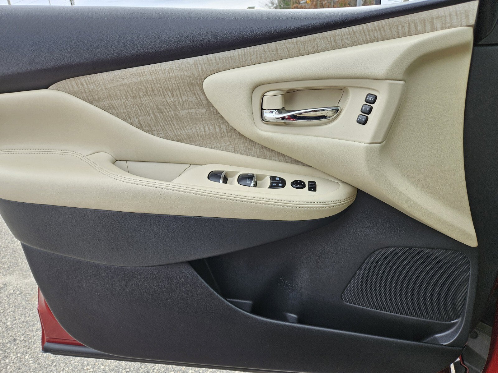 2023 Nissan Murano SL