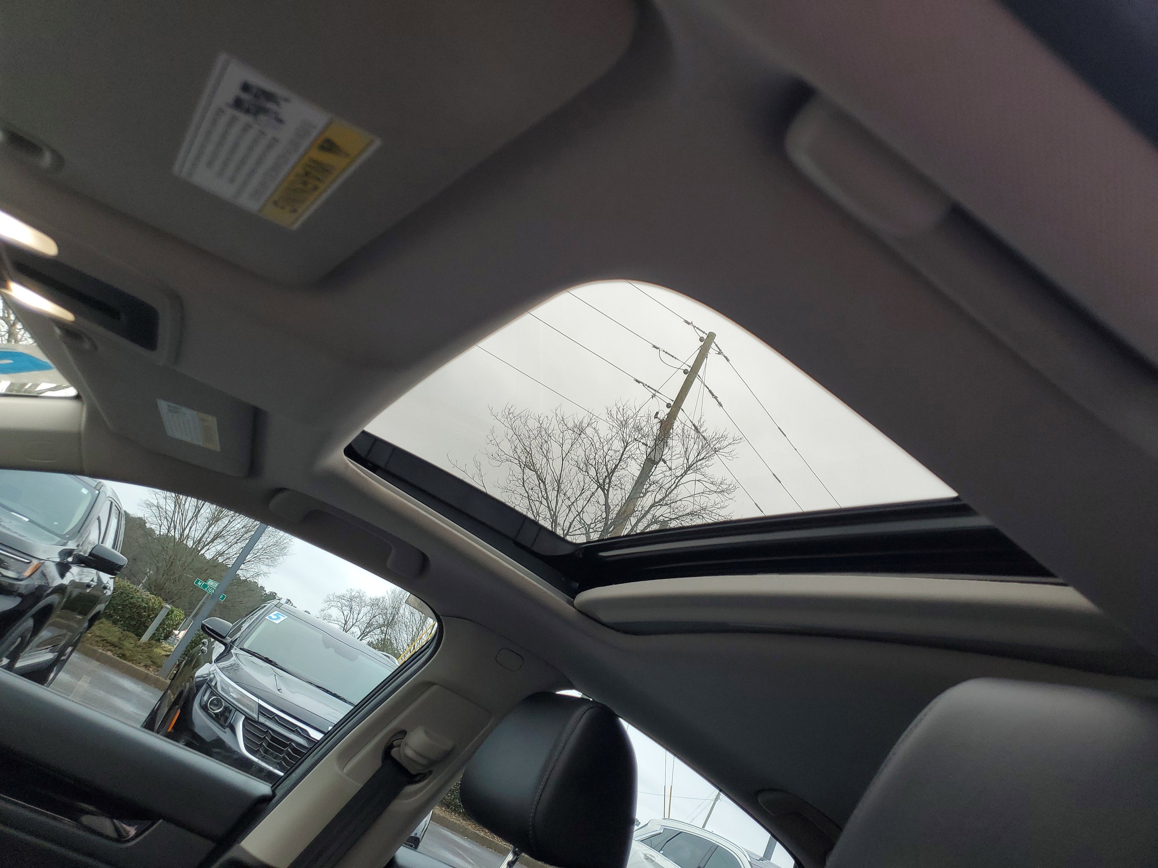 2024 Honda Civic Hatchback EX-L