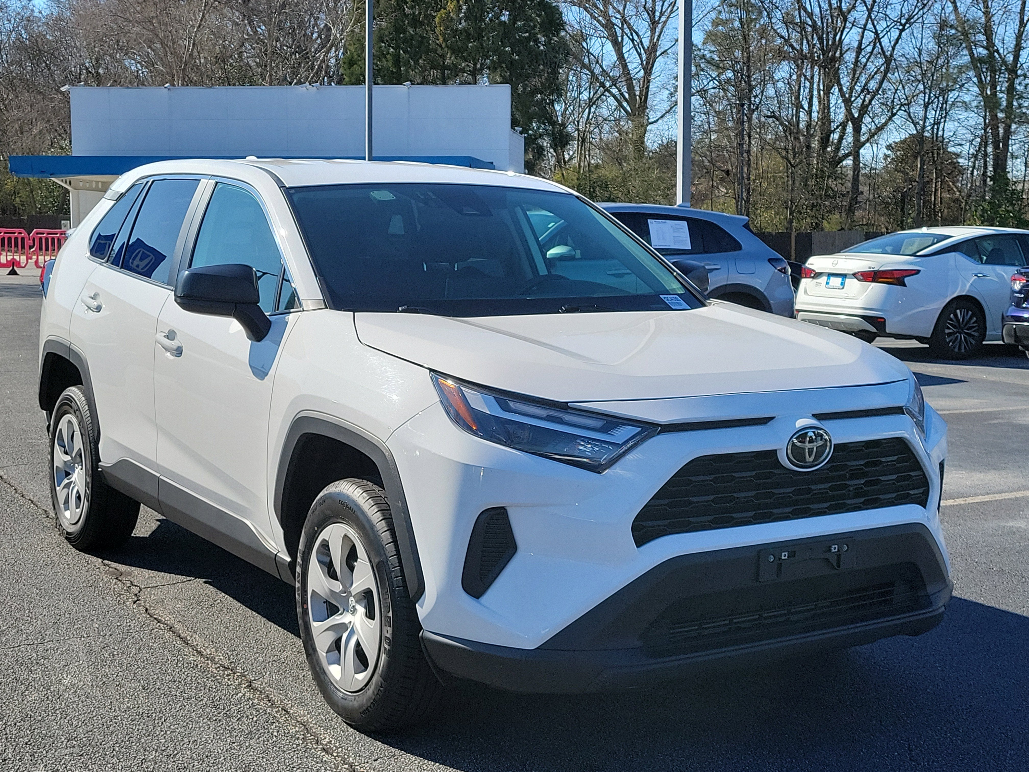 2024 Toyota RAV4 LE
