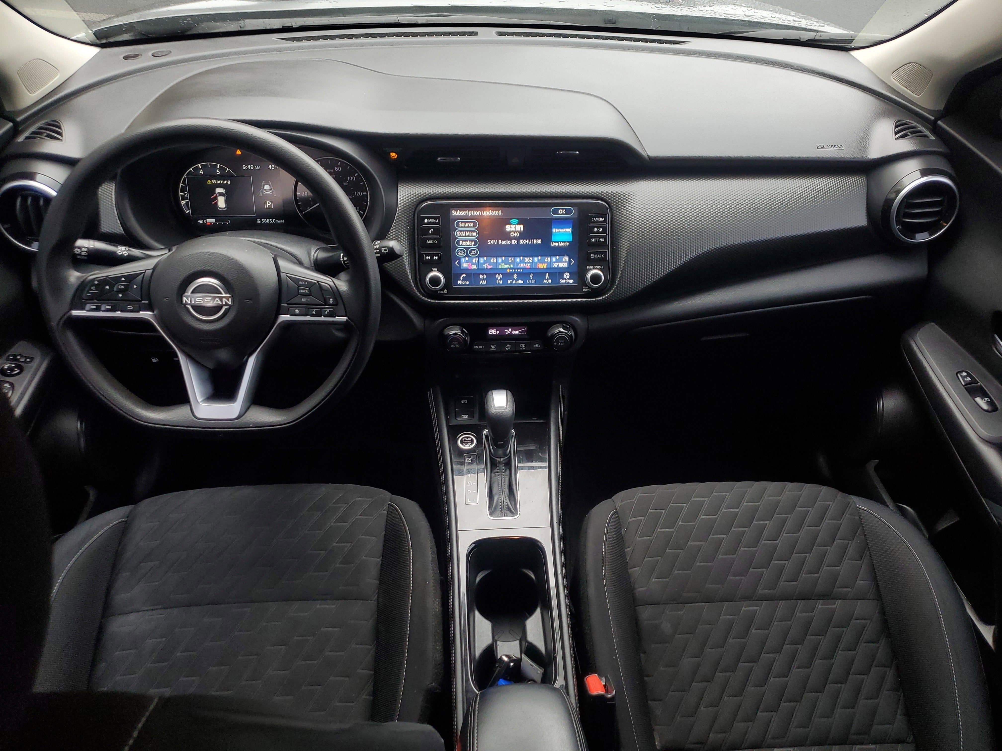 2022 Nissan Kicks SV