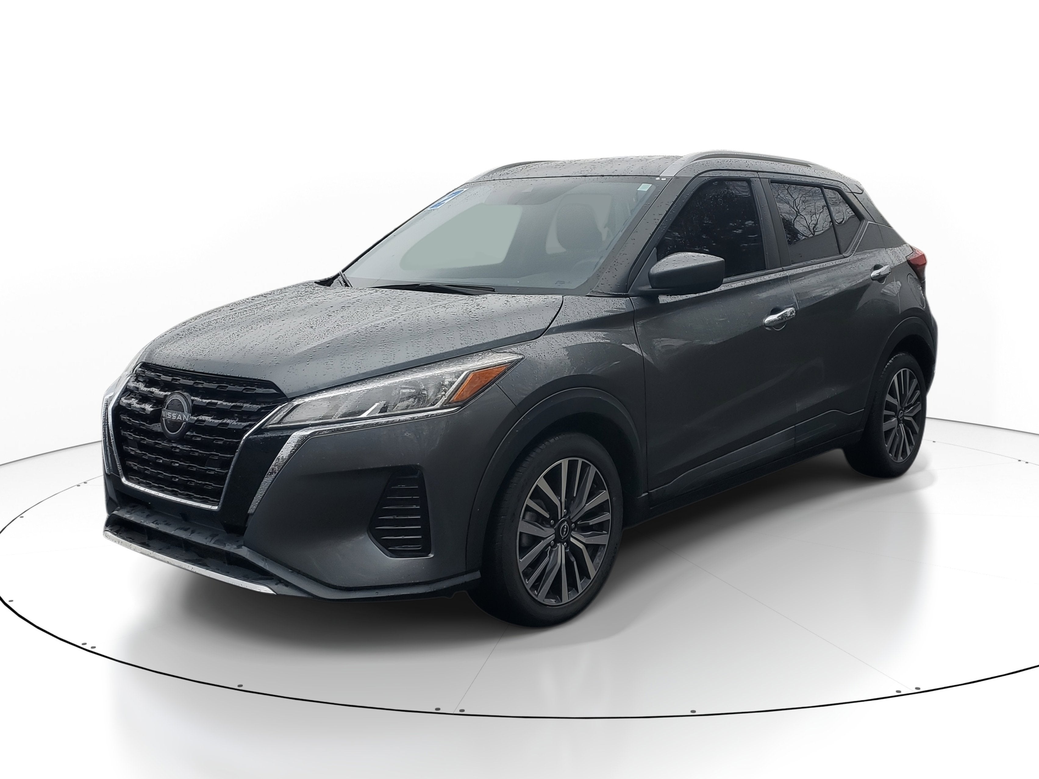 2022 Nissan Kicks SV