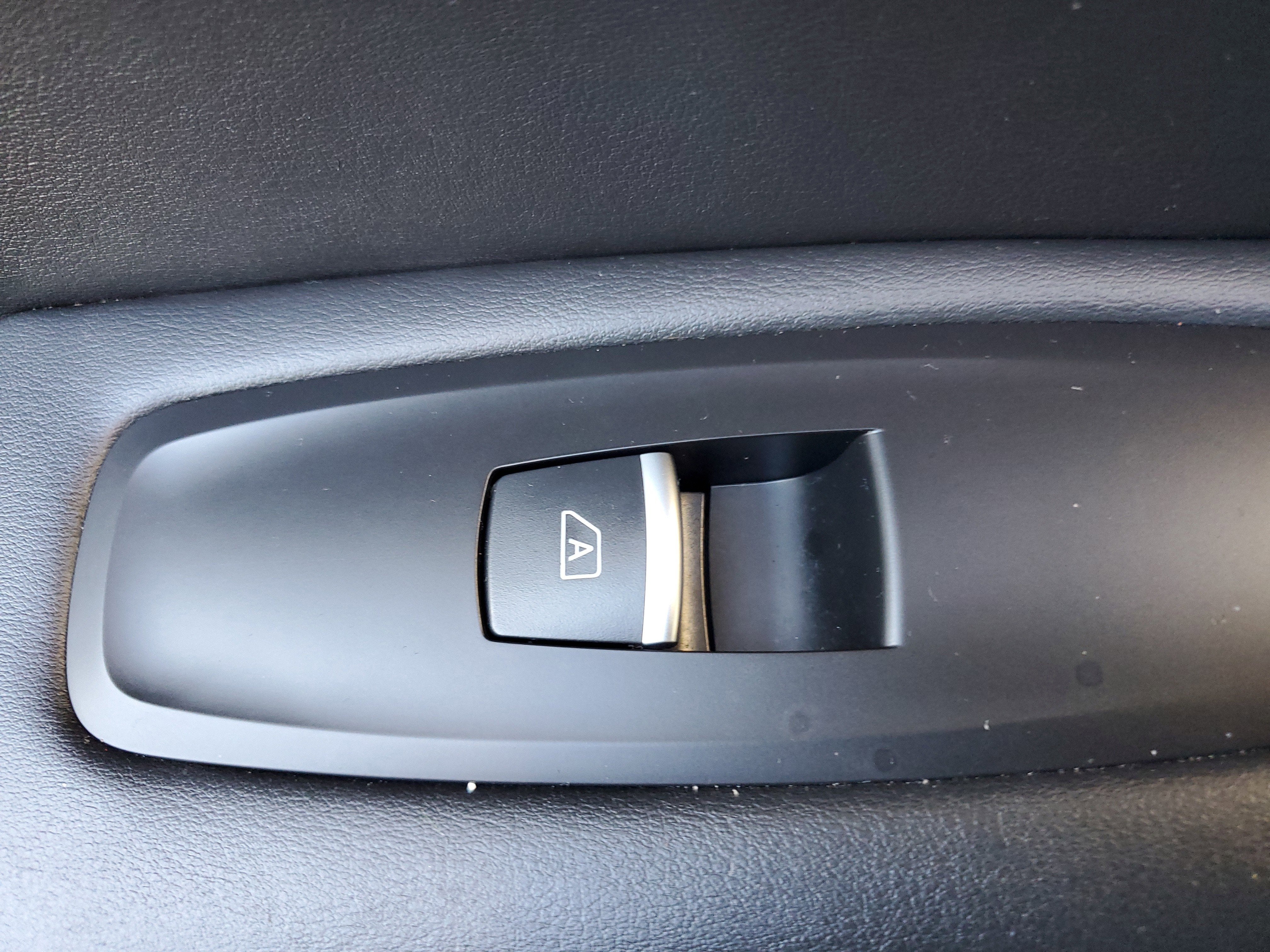 2022 INFINITI QX50 LUXE