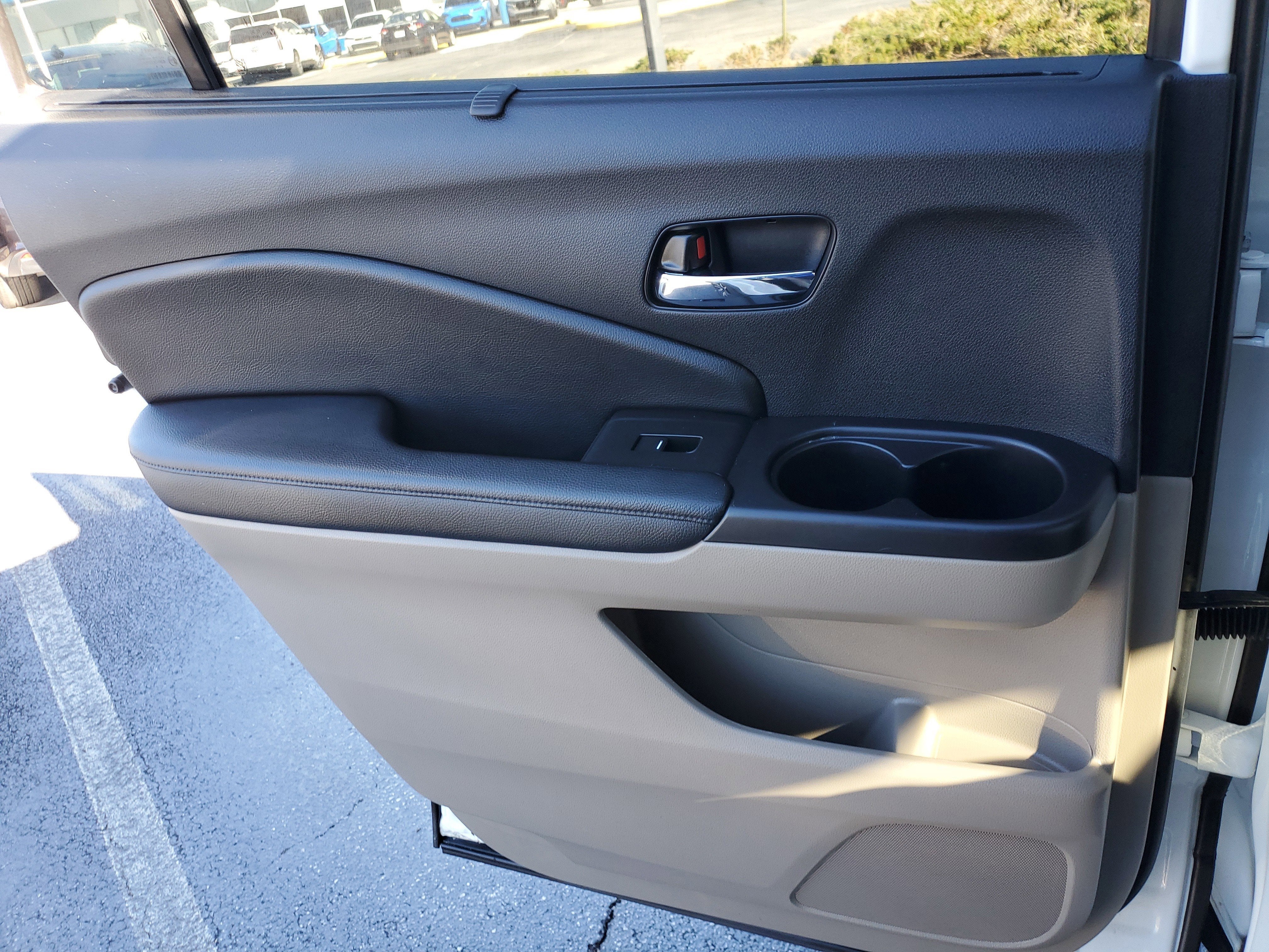 2022 Honda Pilot Touring 8-Passenger