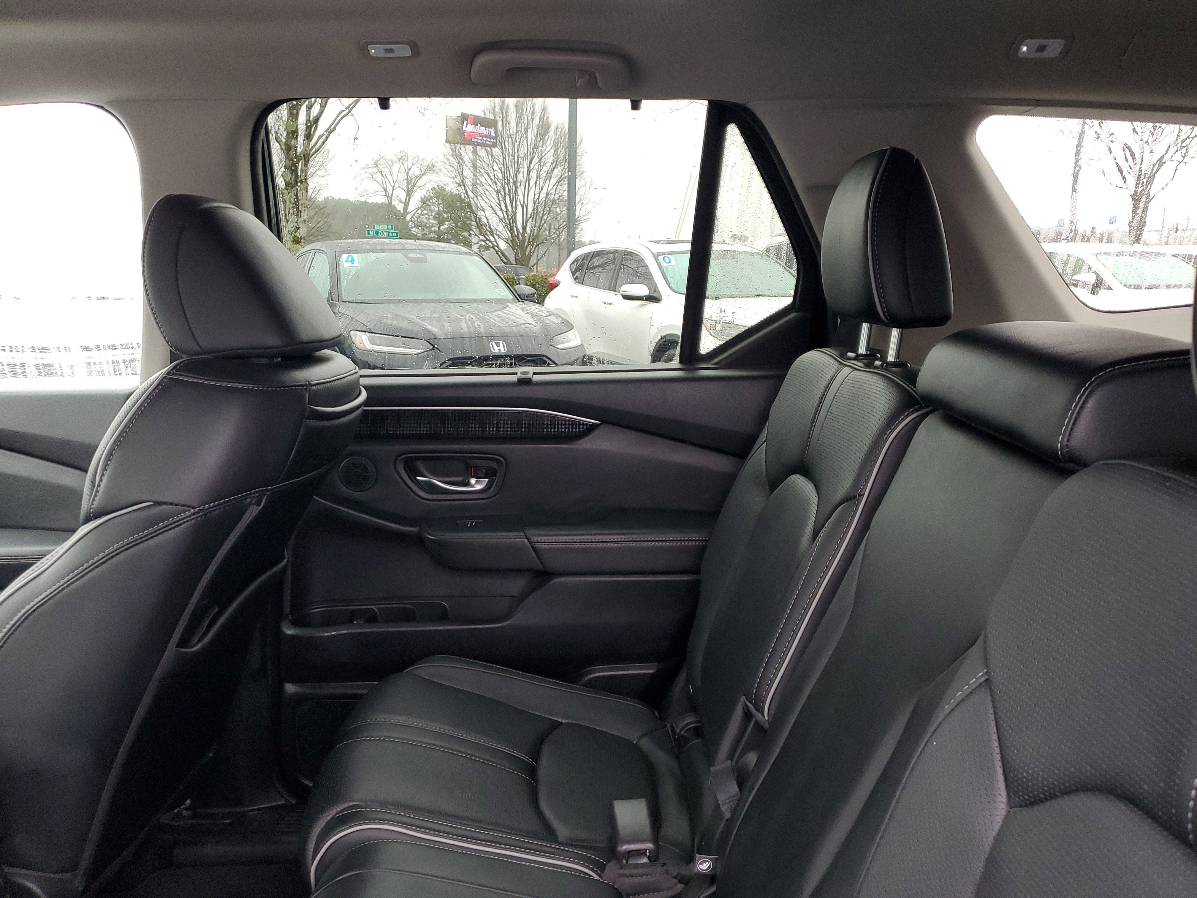 2023 Honda Pilot Elite