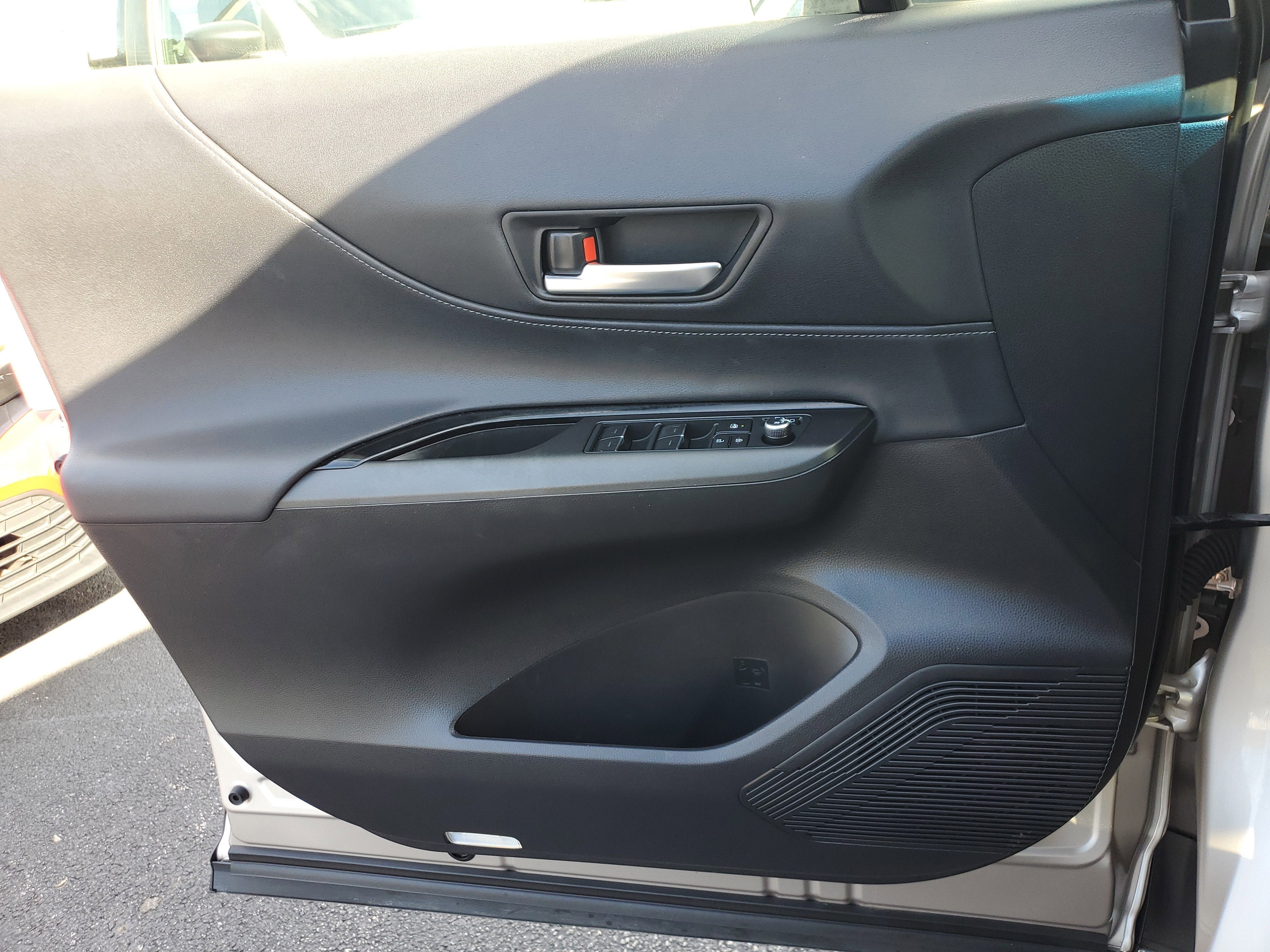 2022 Toyota Venza Base