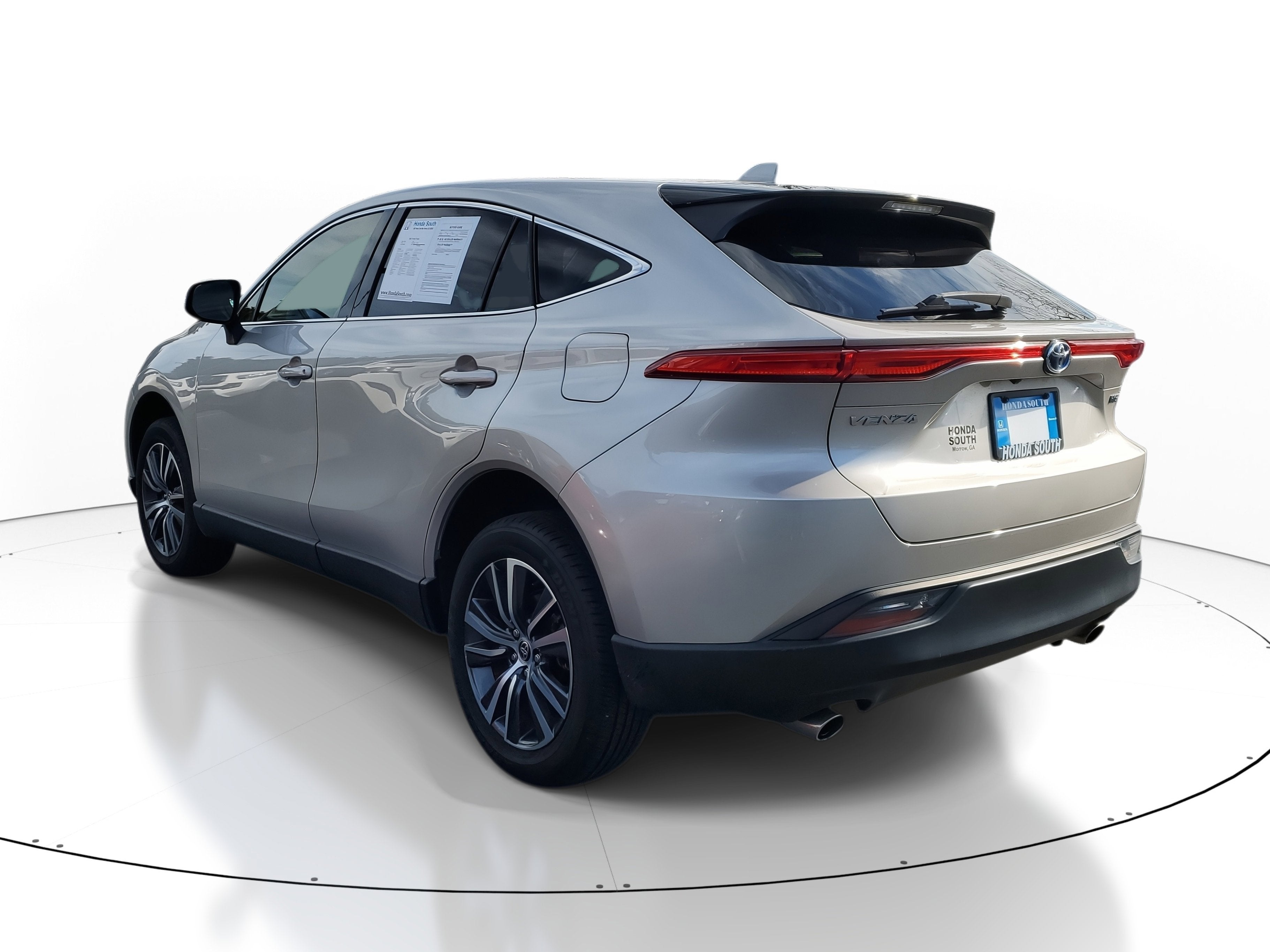 2022 Toyota Venza Base