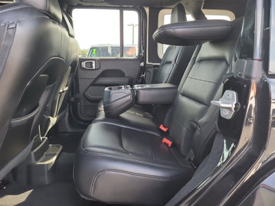 2020 Jeep Wrangler Unlimited Sahara Altitude