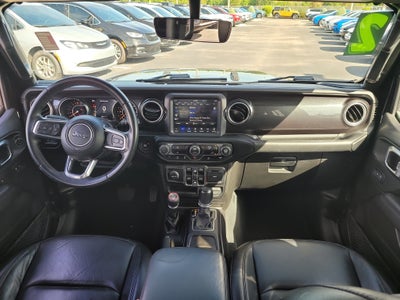 2020 Jeep Wrangler Unlimited Sahara Altitude