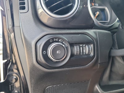 2020 Jeep Wrangler Unlimited Sahara Altitude