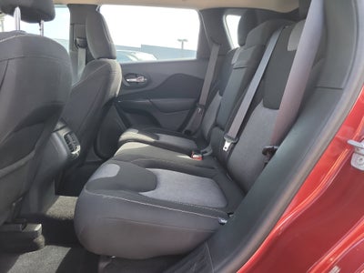 2015 Jeep Cherokee Sport