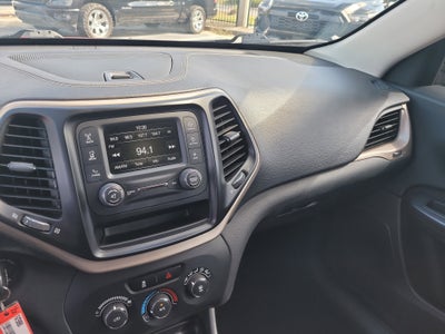2015 Jeep Cherokee Sport