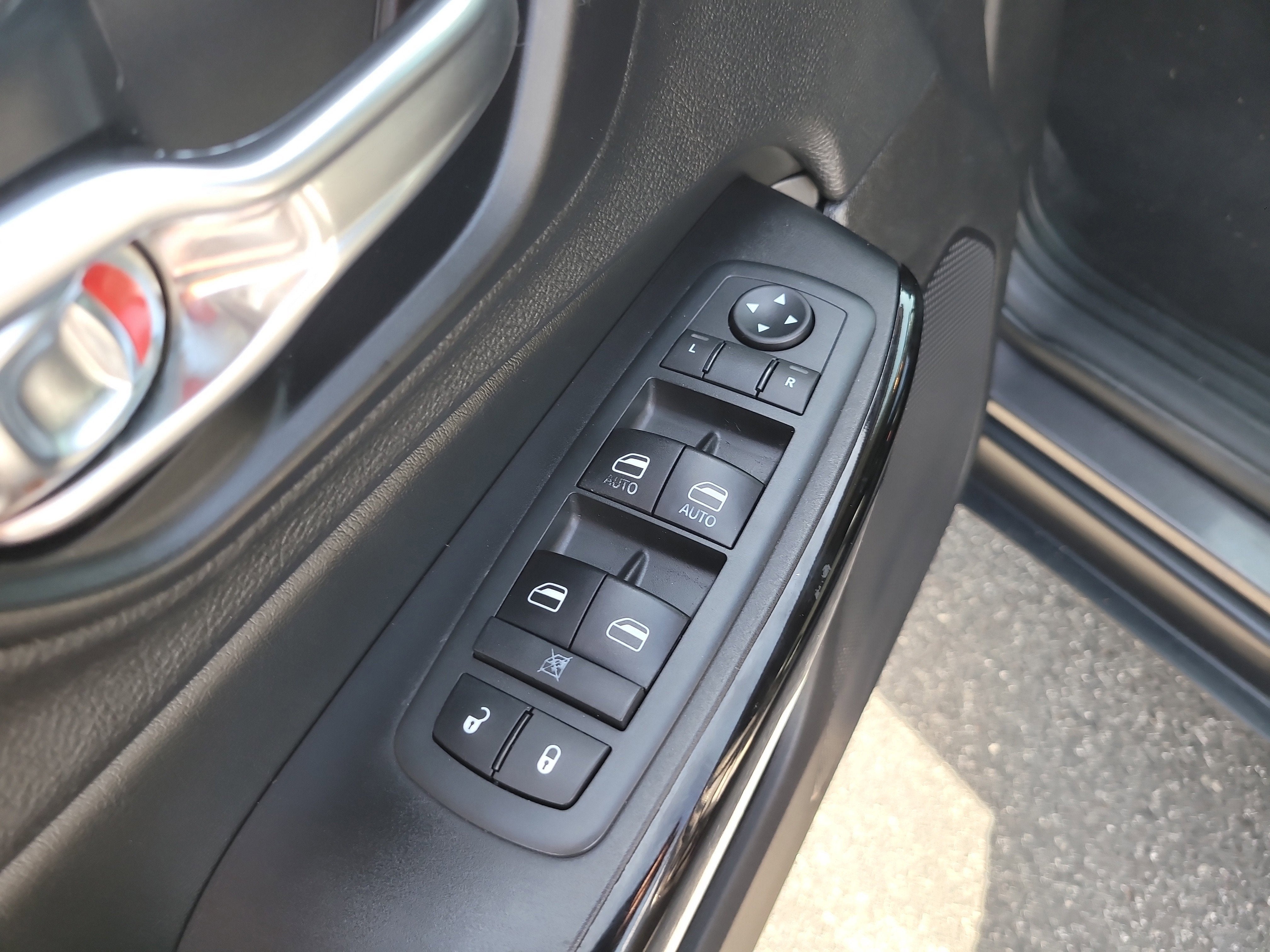 2020 Jeep Cherokee Altitude