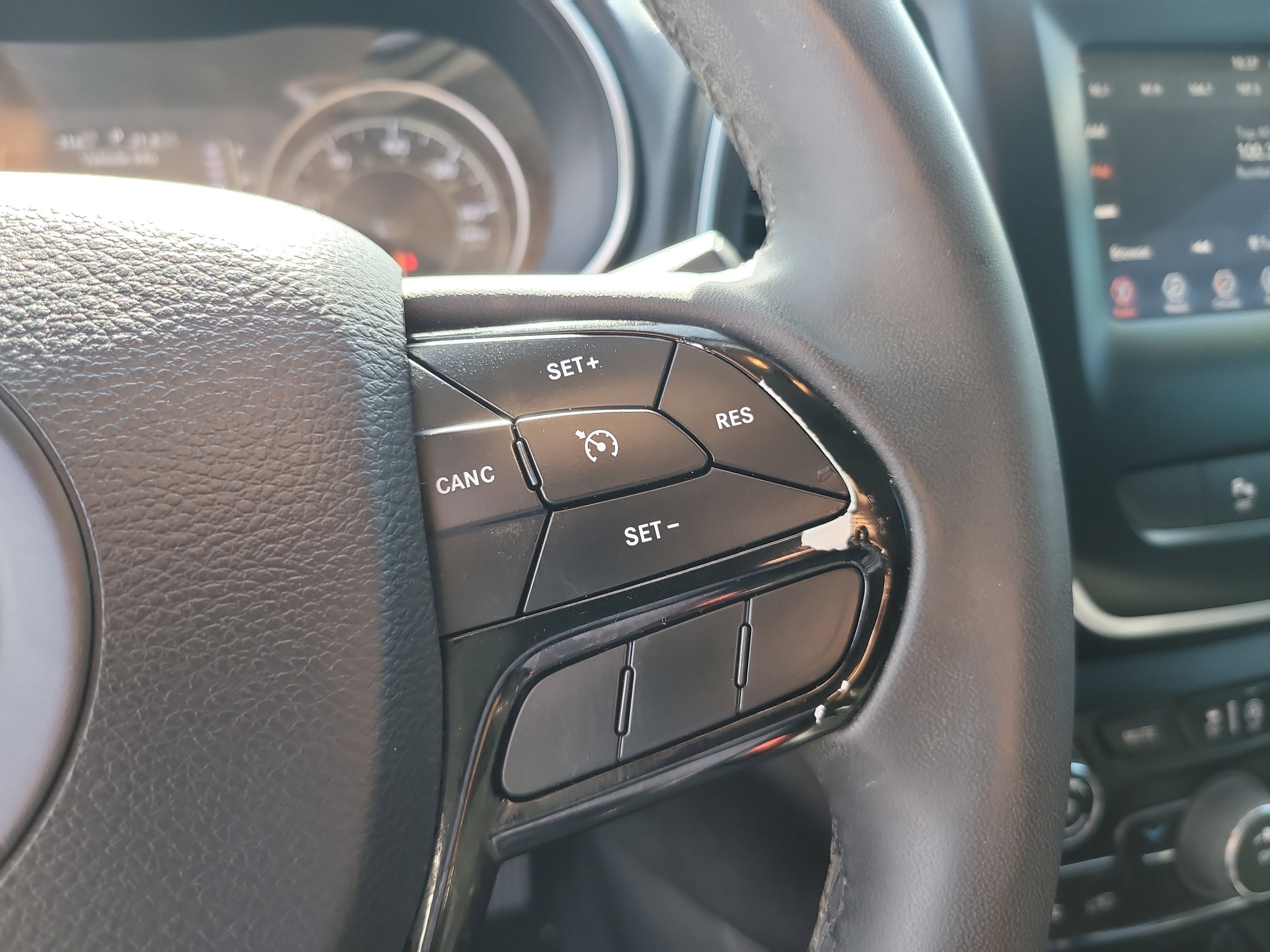 2020 Jeep Cherokee Altitude