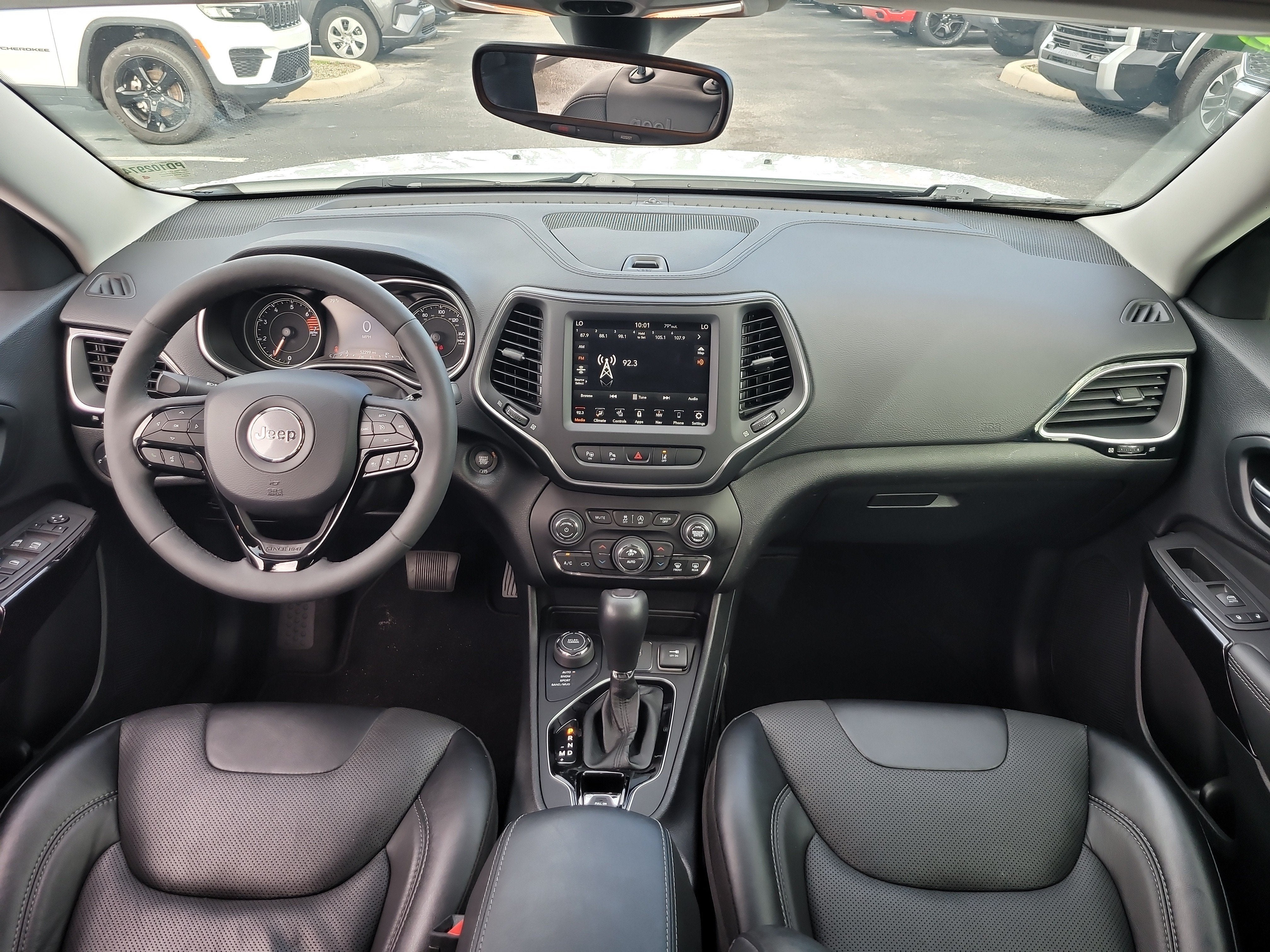 2023 Jeep Cherokee Altitude Lux