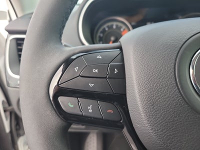 2023 Jeep Cherokee Altitude Lux