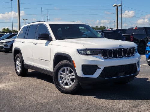 2025 Jeep Grand Cherokee Laredo