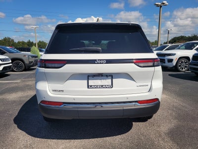 2025 Jeep Grand Cherokee Laredo