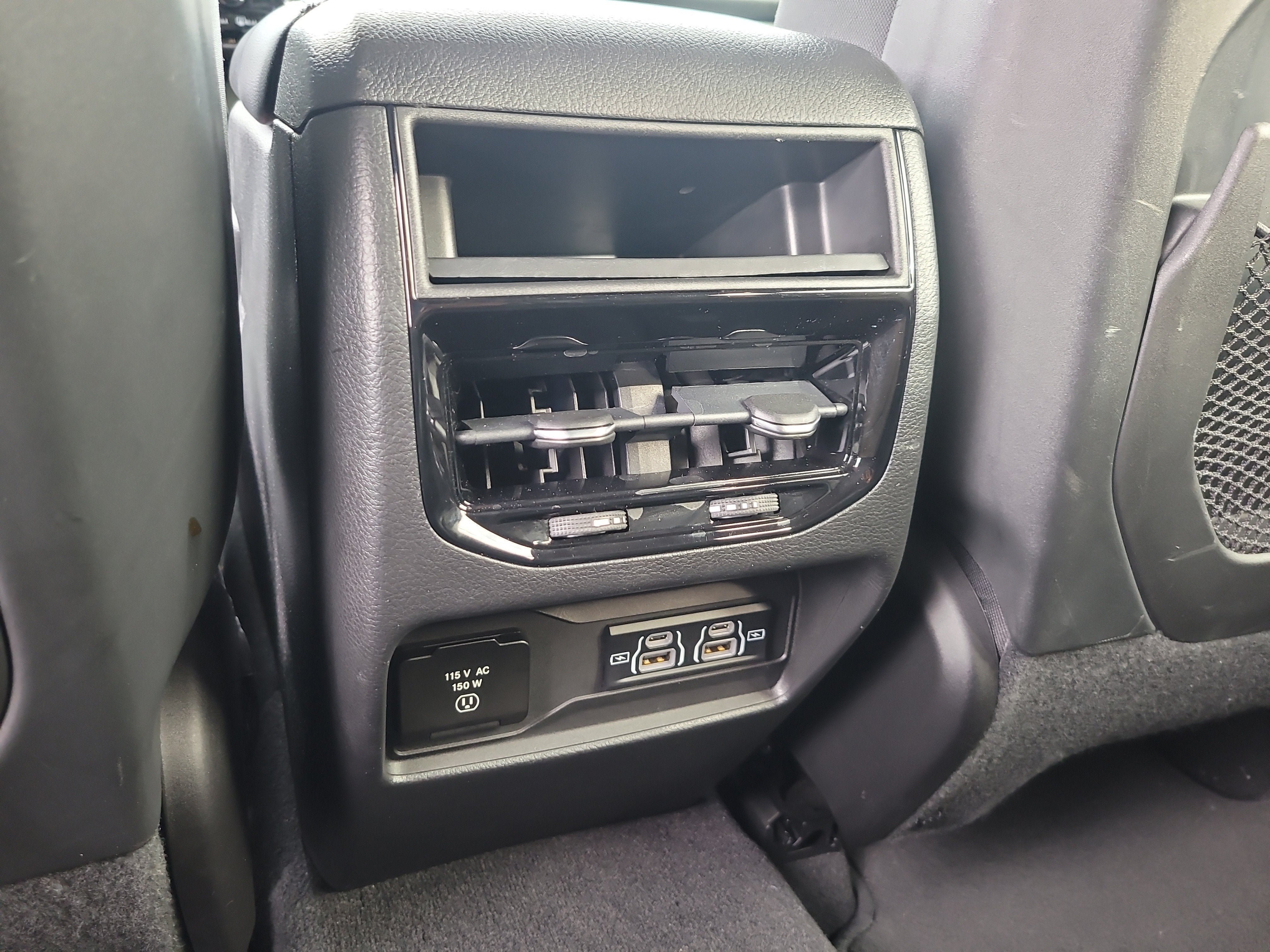 2022 Jeep Grand Cherokee Altitude