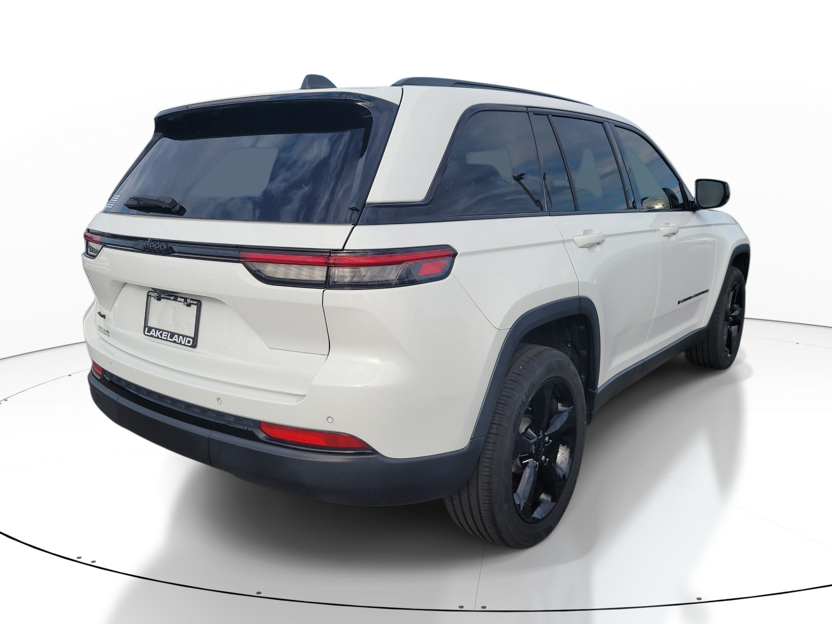 2022 Jeep Grand Cherokee Altitude