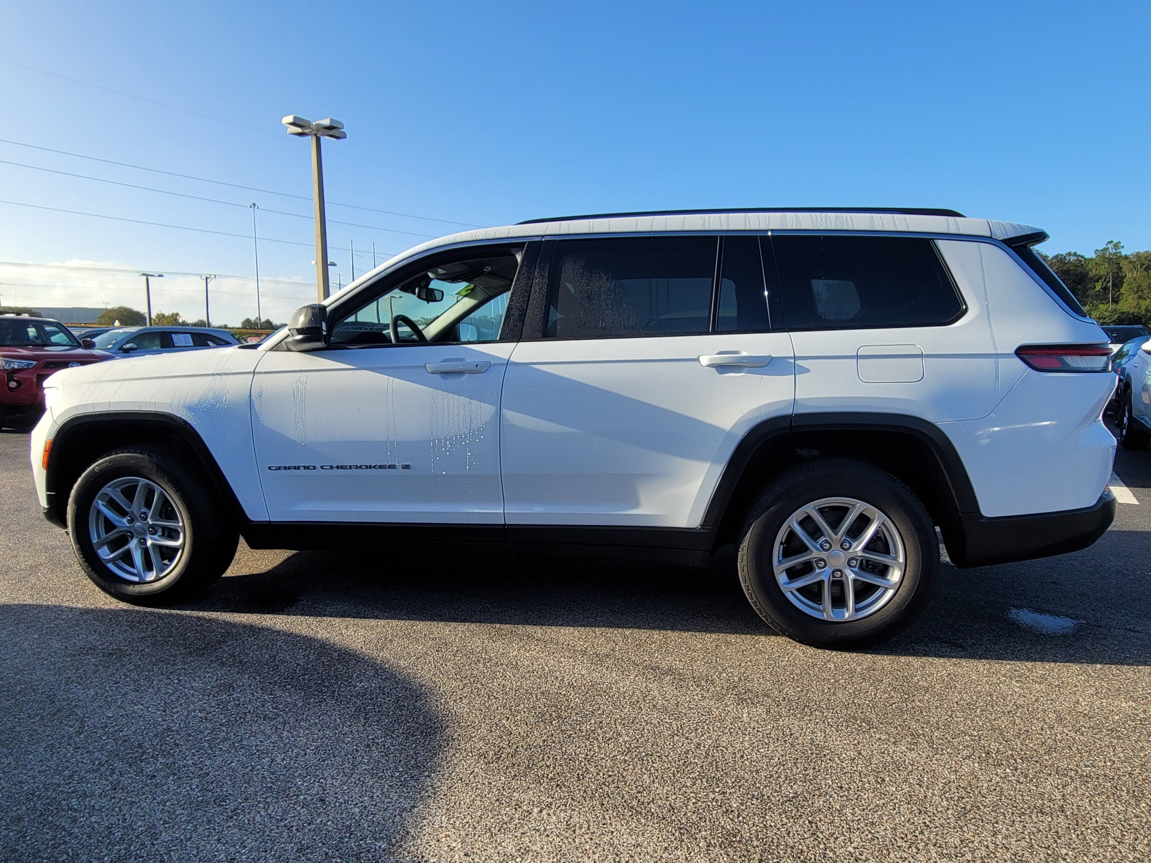 2023 Jeep Grand Cherokee L Laredo