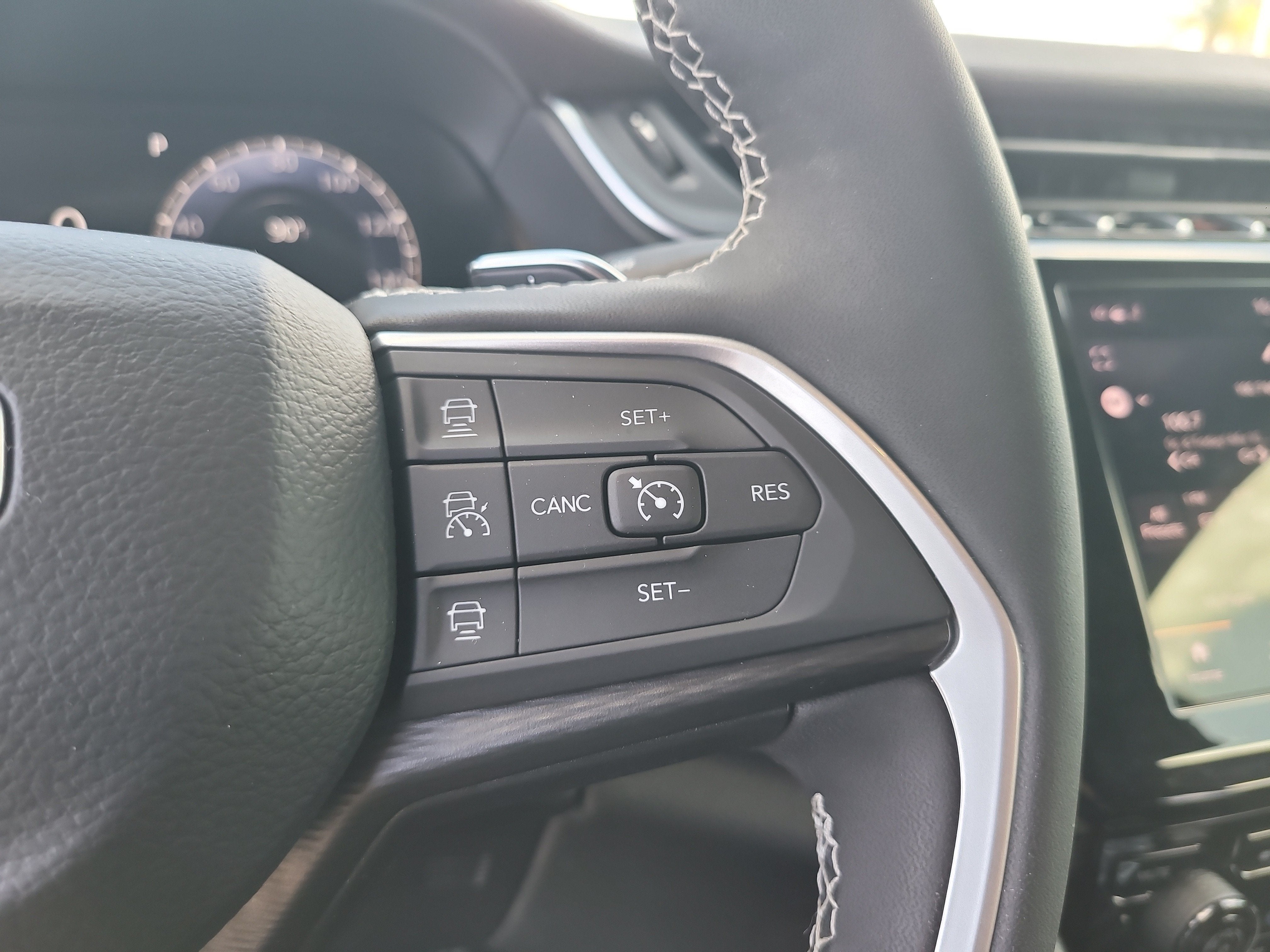 2024 Jeep Grand Cherokee L Altitude X
