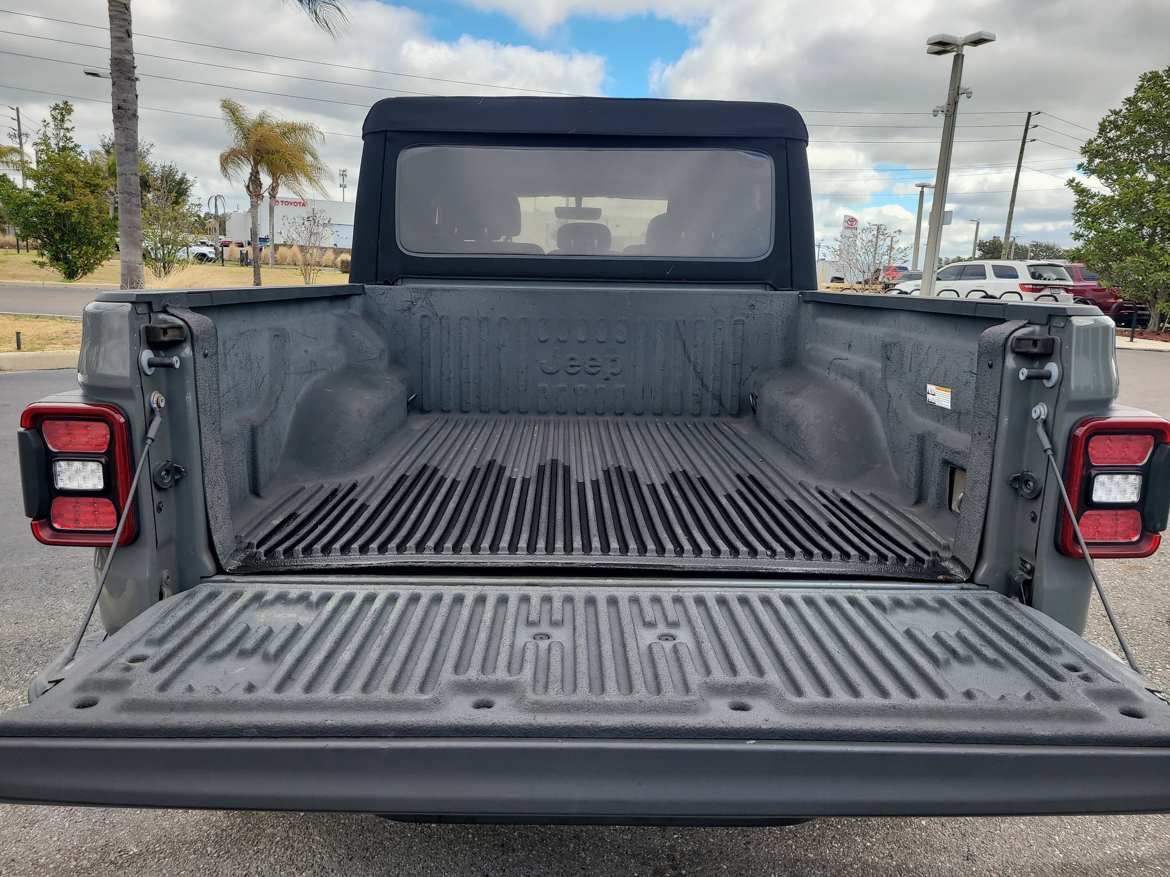 2021 Jeep Gladiator Mojave