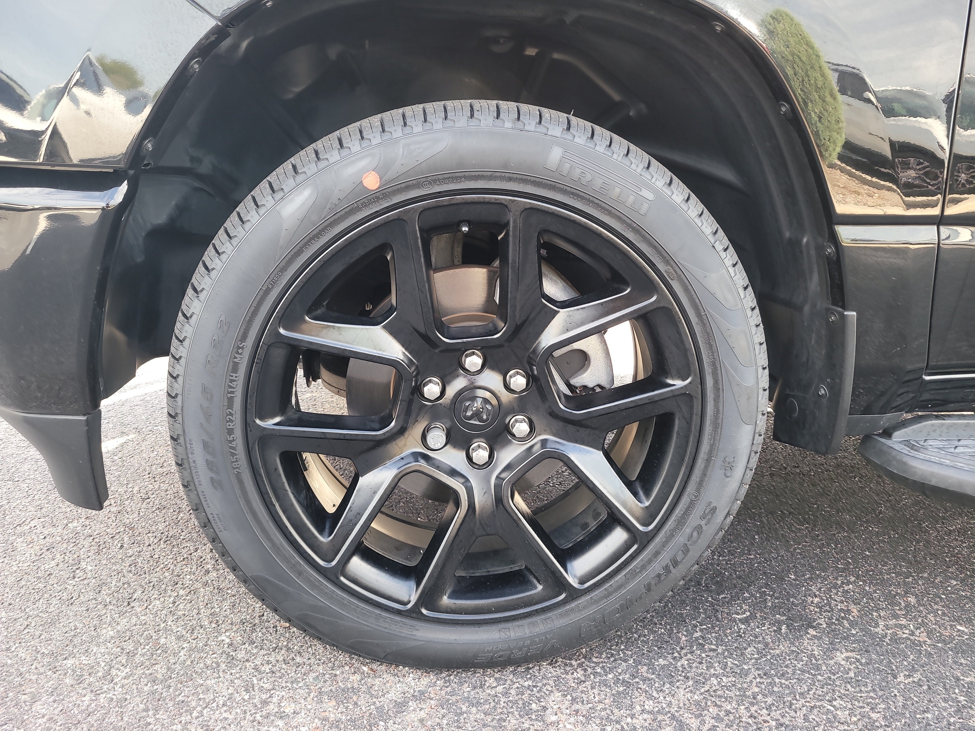 2023 RAM 1500 Laramie