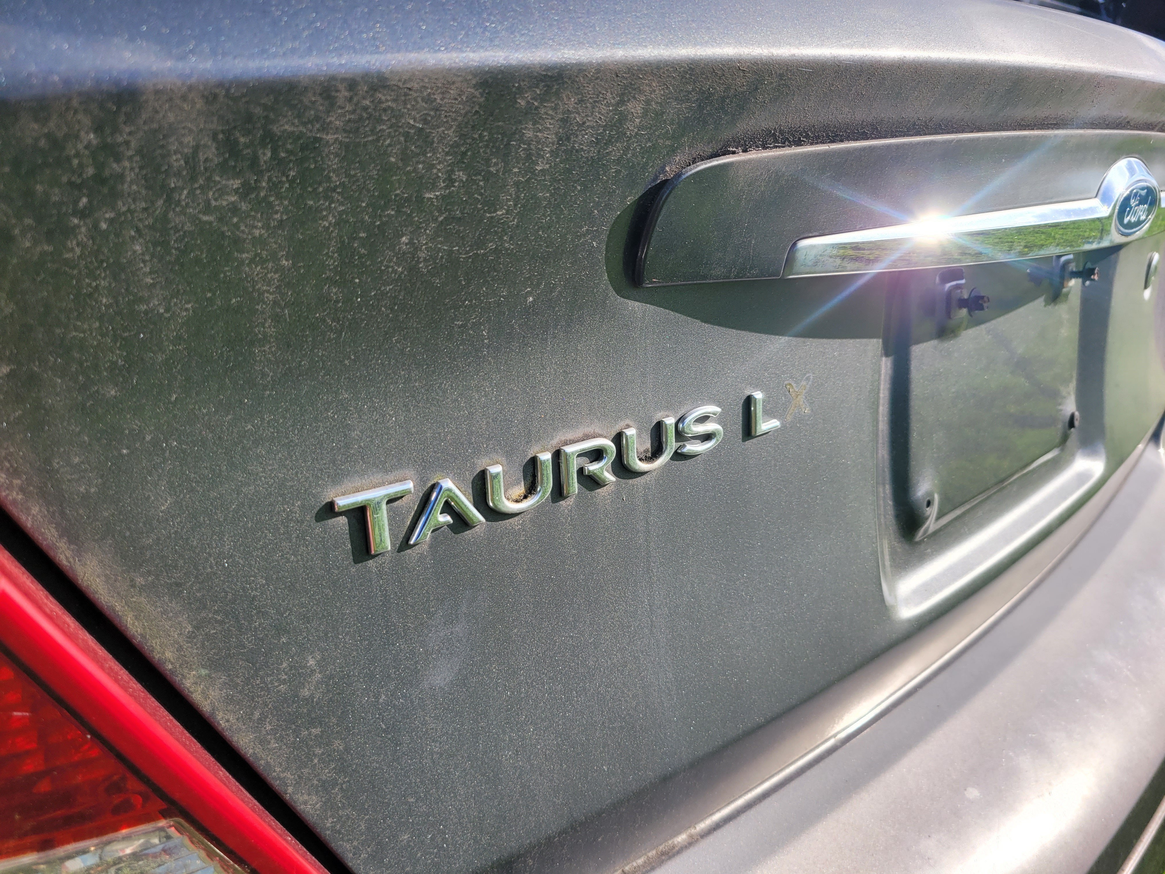 2003 Ford Taurus LX Standard