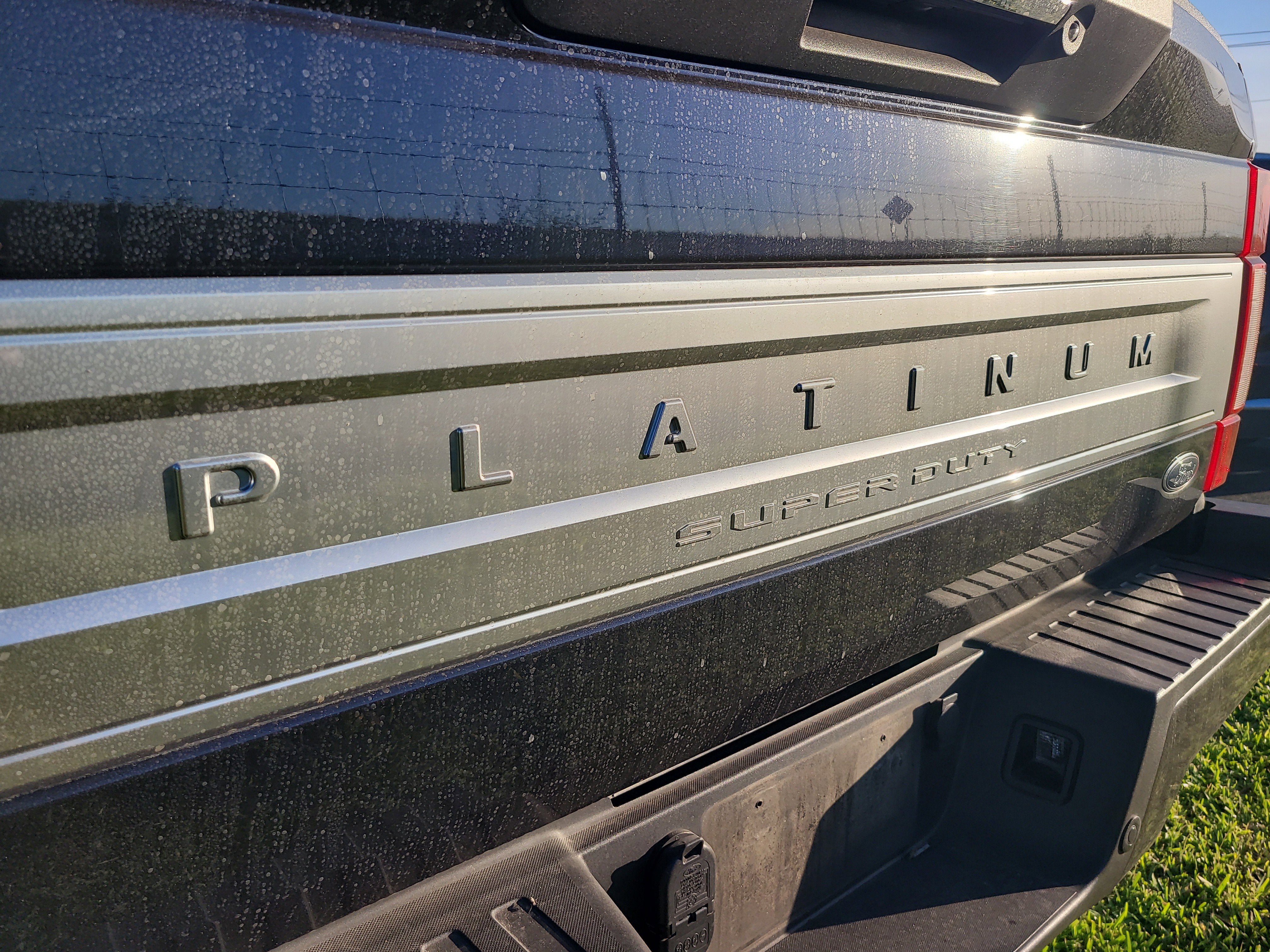 2022 Ford Super Duty F-350 SRW Platinum
