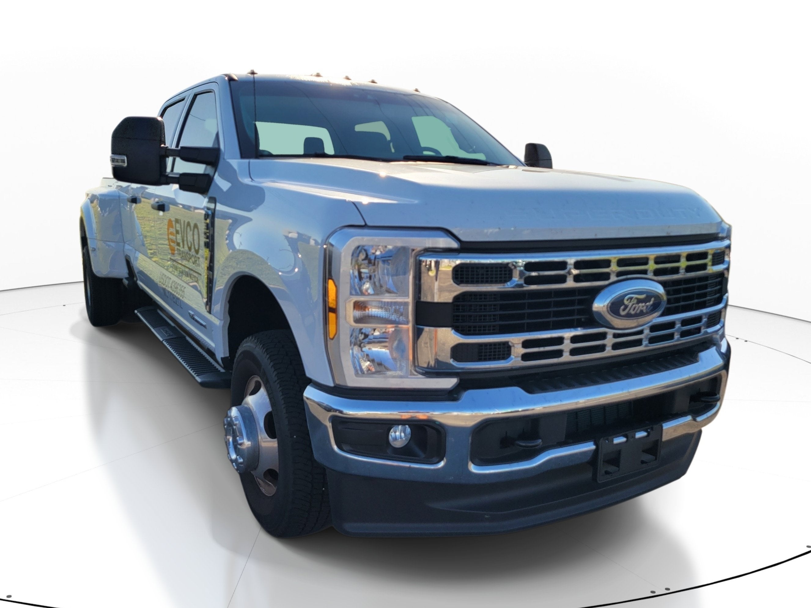 2024 Ford Super Duty F-350 DRW XLT
