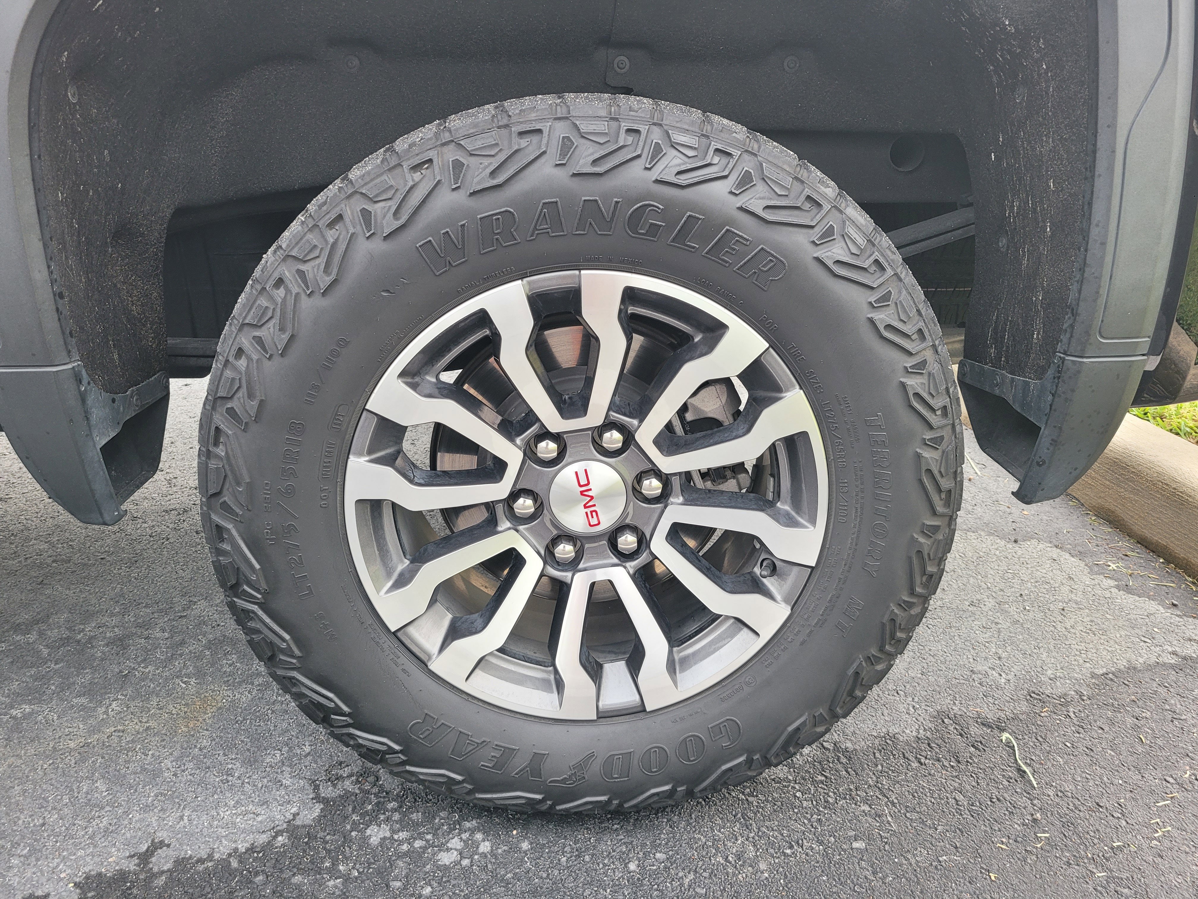 2023 GMC Sierra 1500 AT4