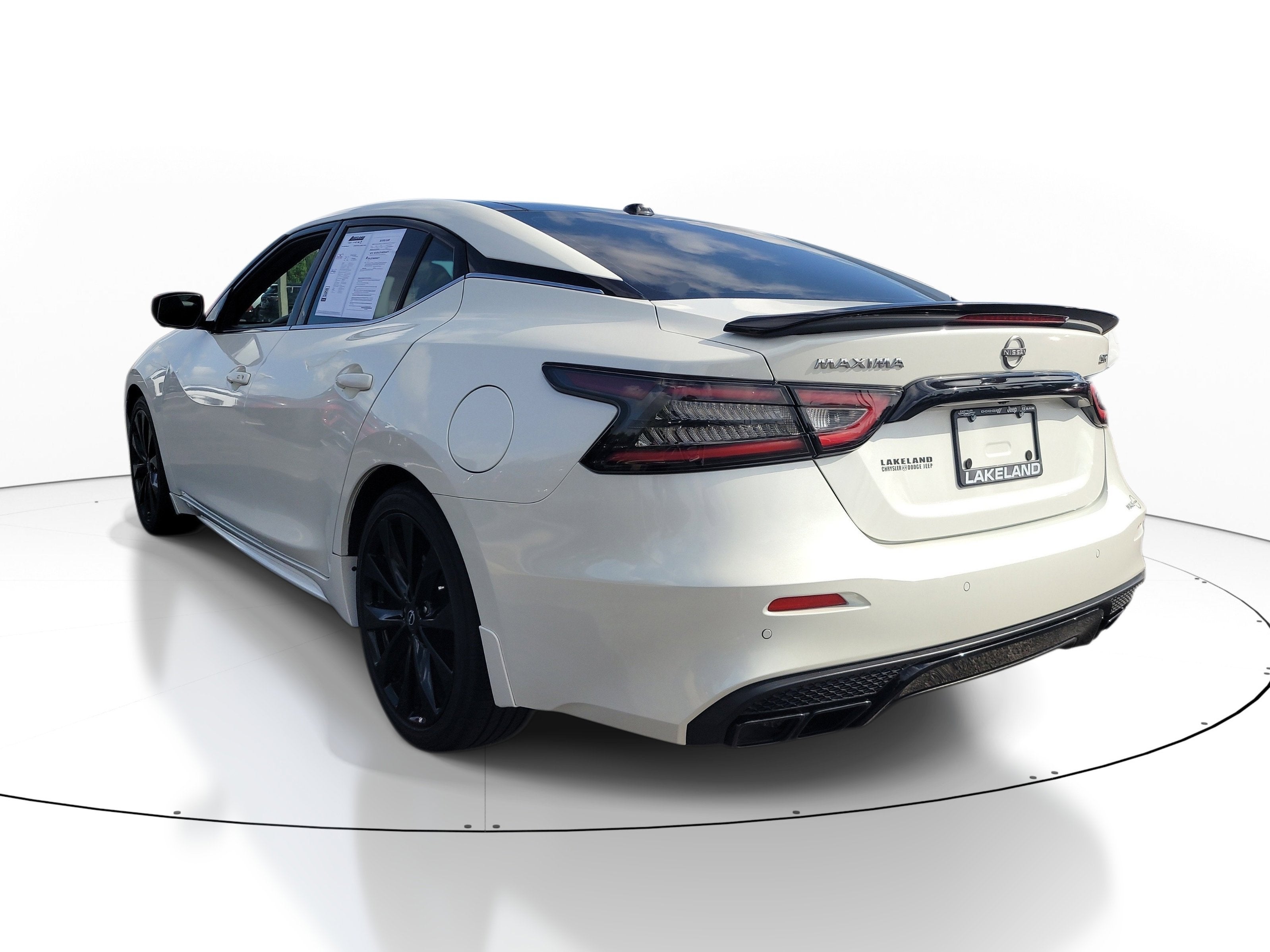 2023 Nissan Maxima SR