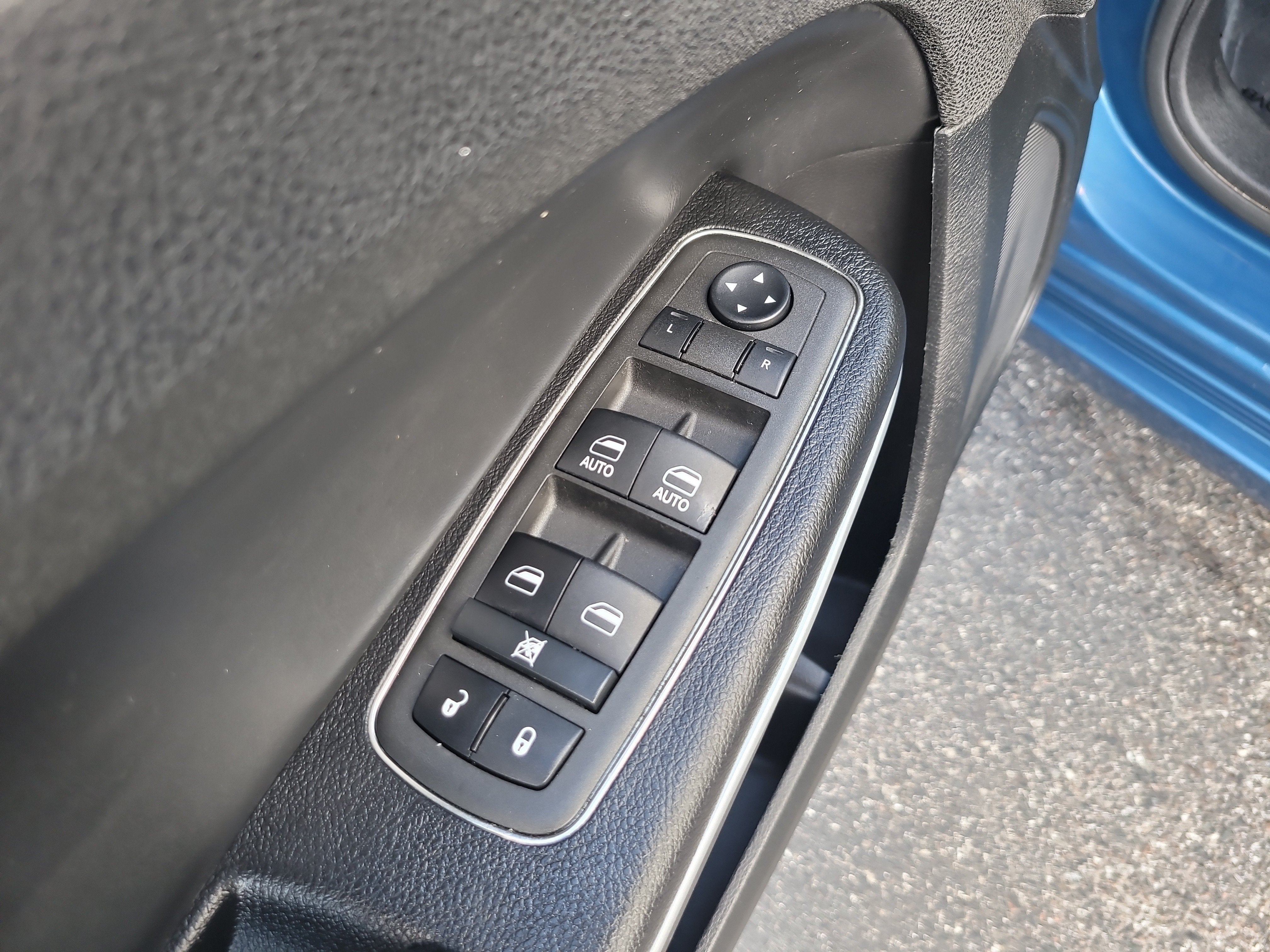 2022 Chrysler 300 Touring