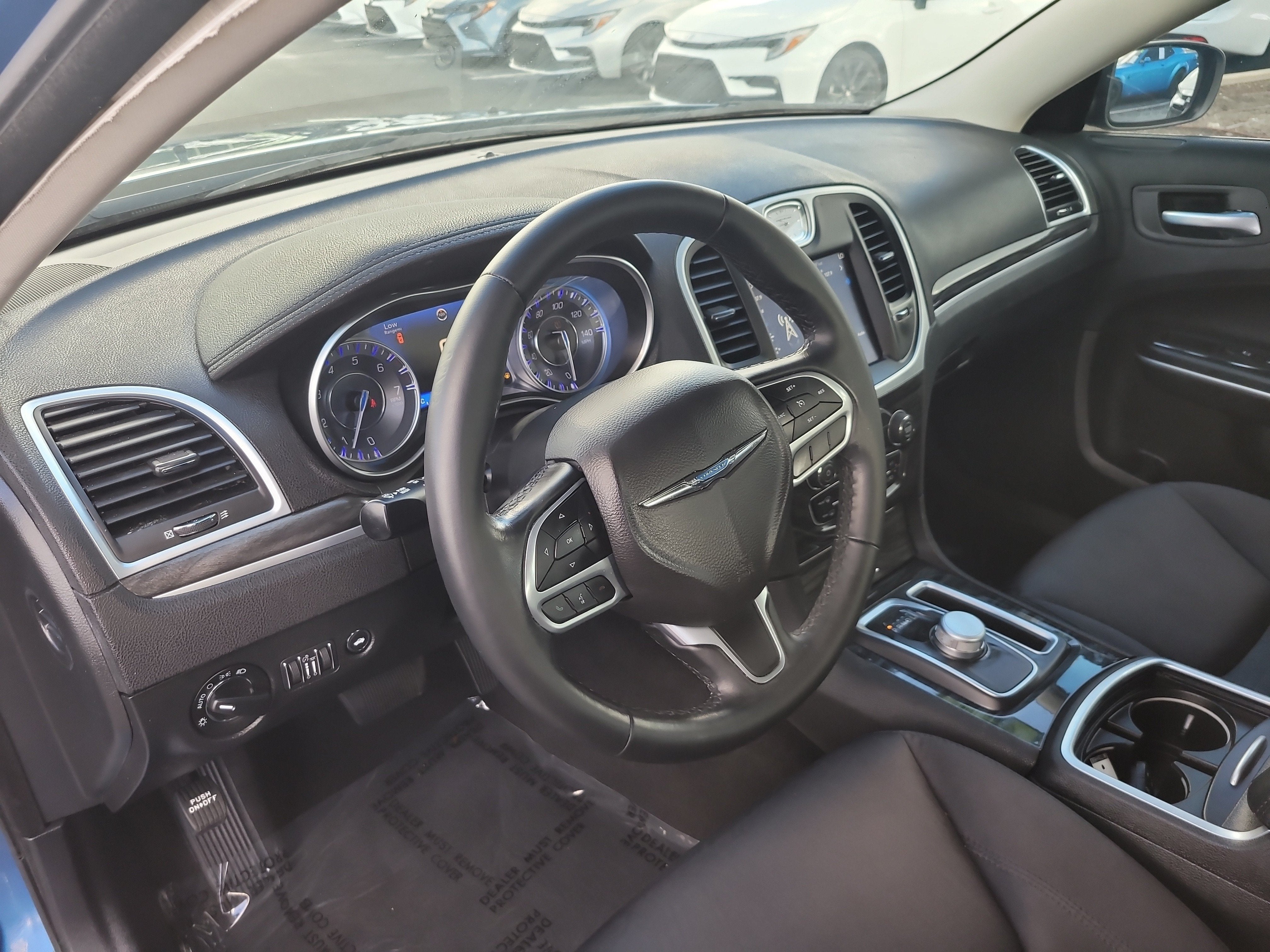 2022 Chrysler 300 Touring