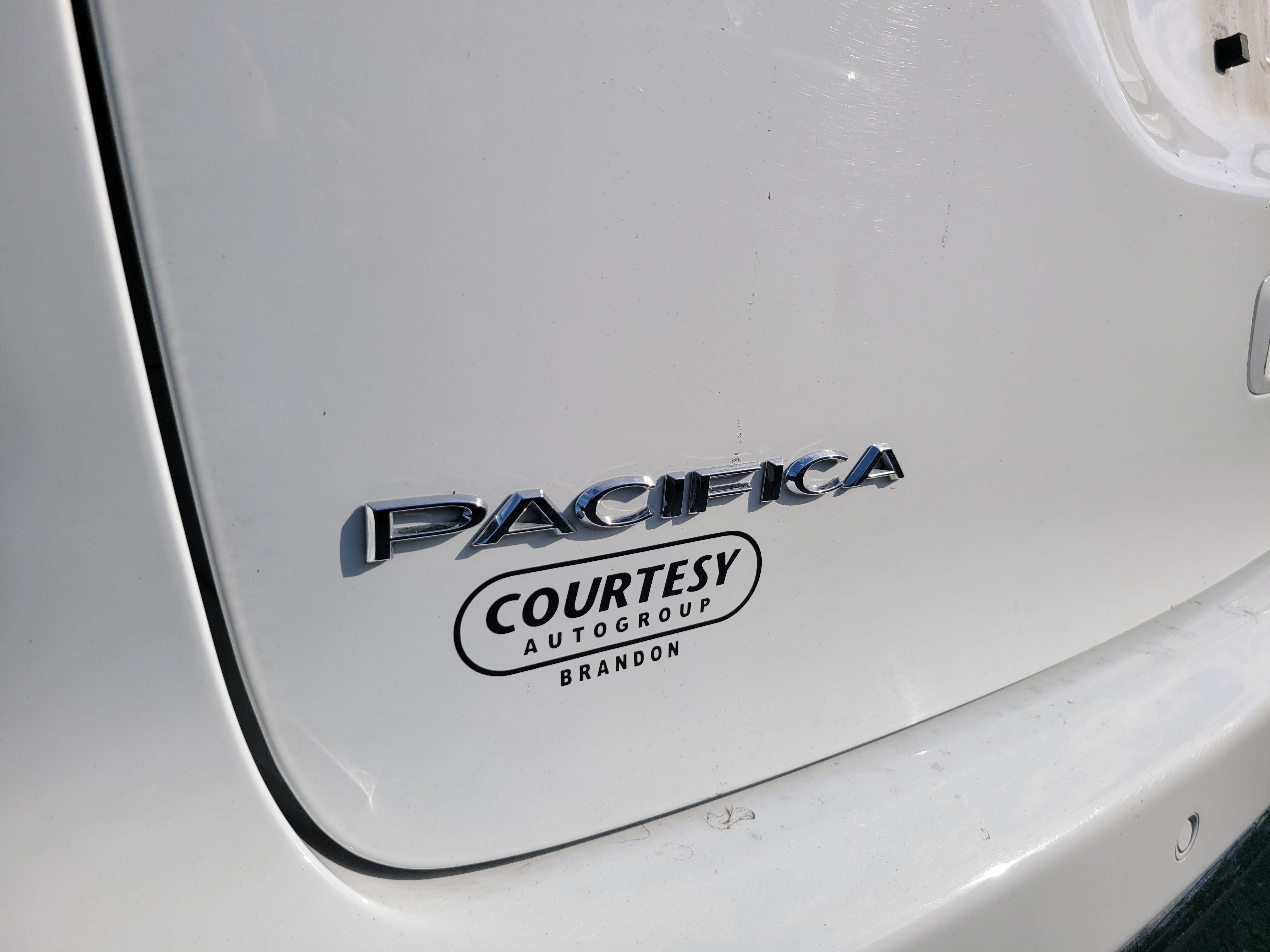 2017 Chrysler Pacifica Touring-L Plus