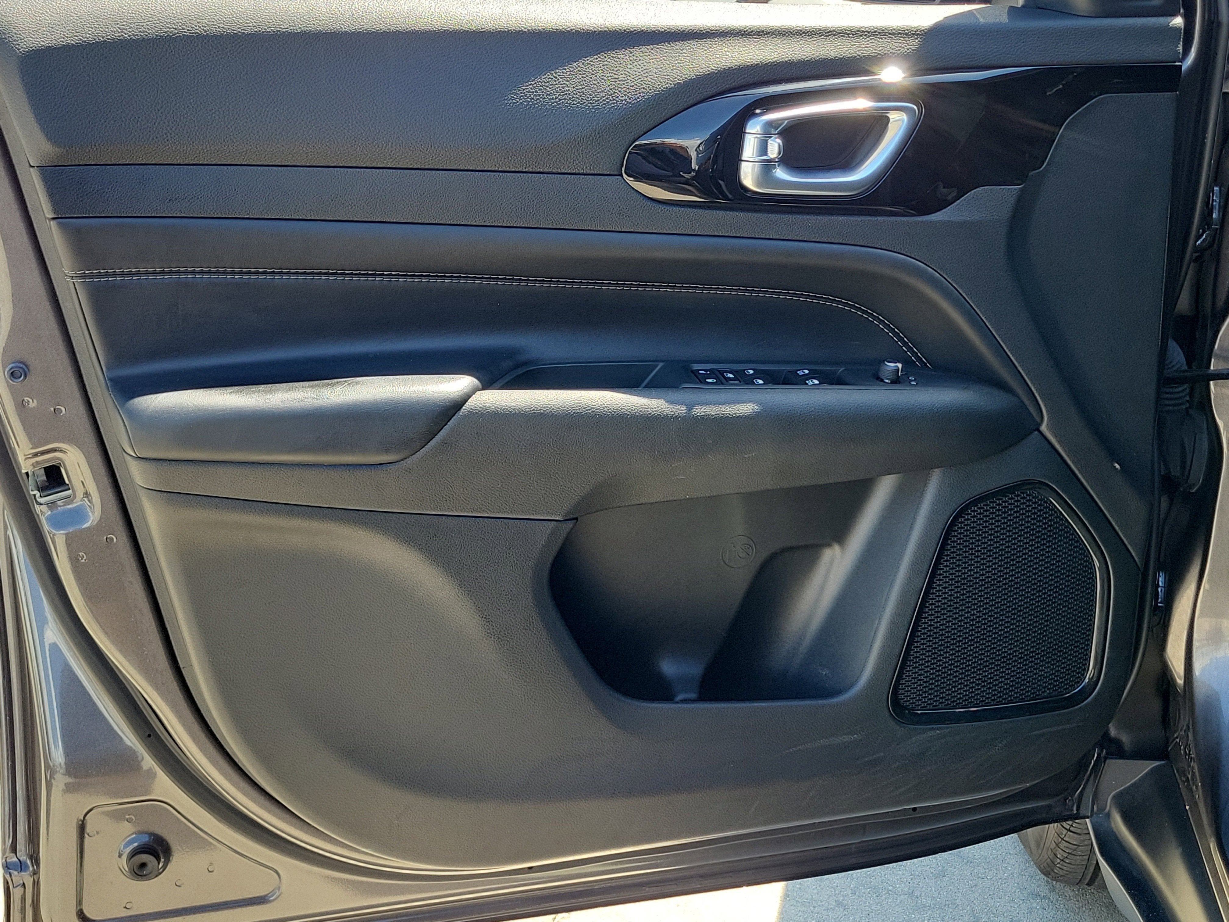 2023 Jeep Compass Altitude
