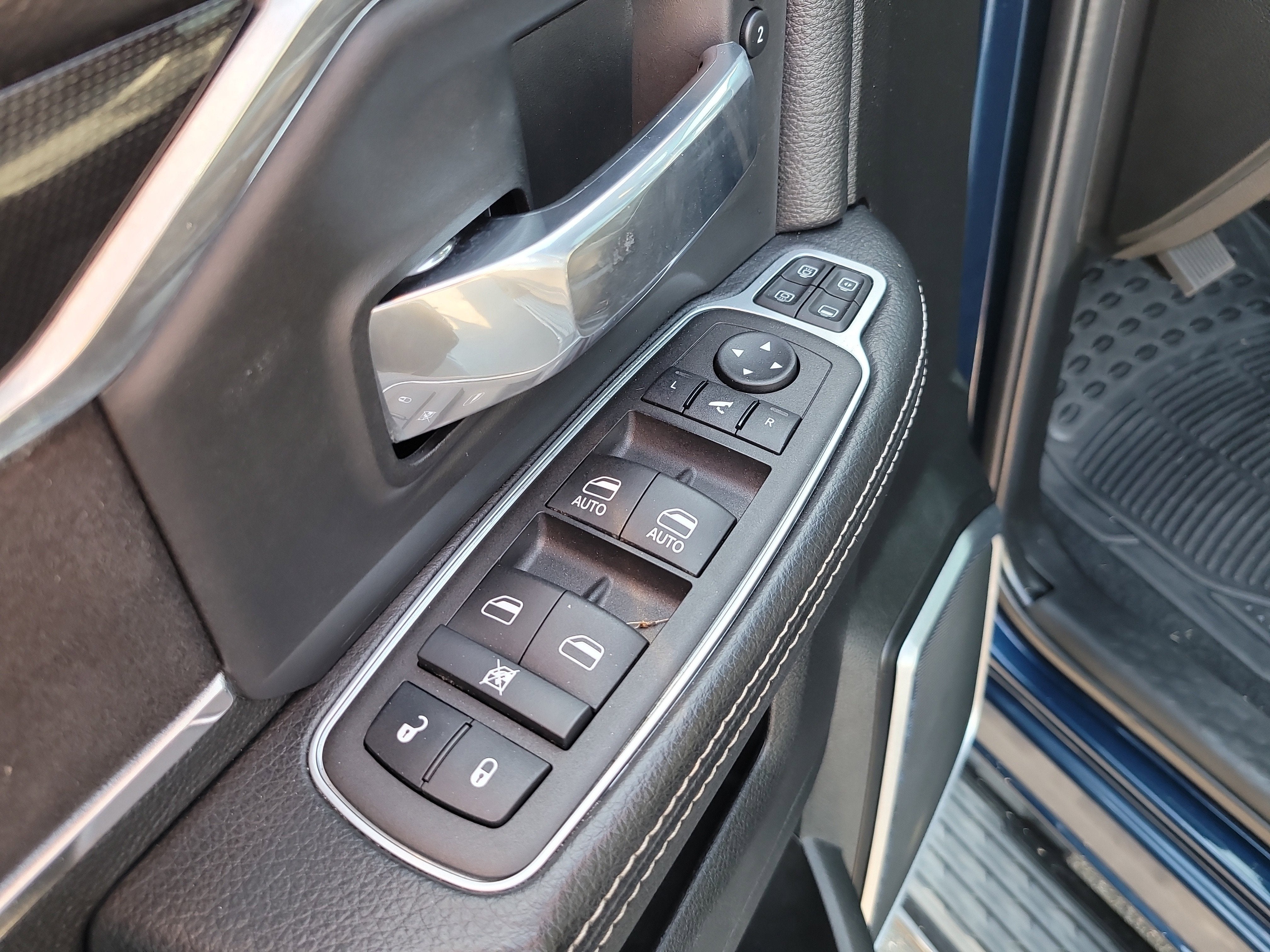 2023 RAM 3500 Laramie