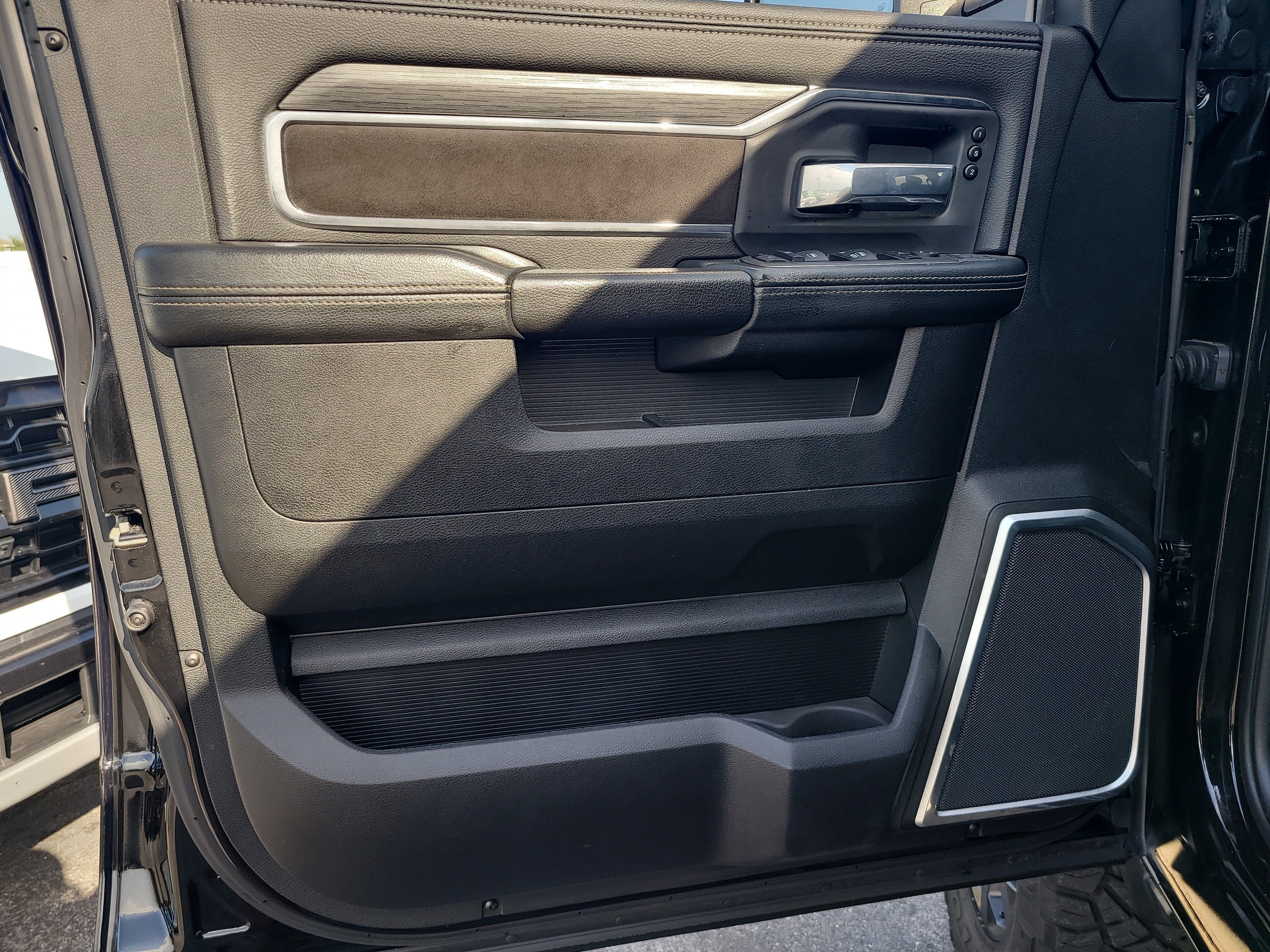 2024 RAM 3500 Laramie