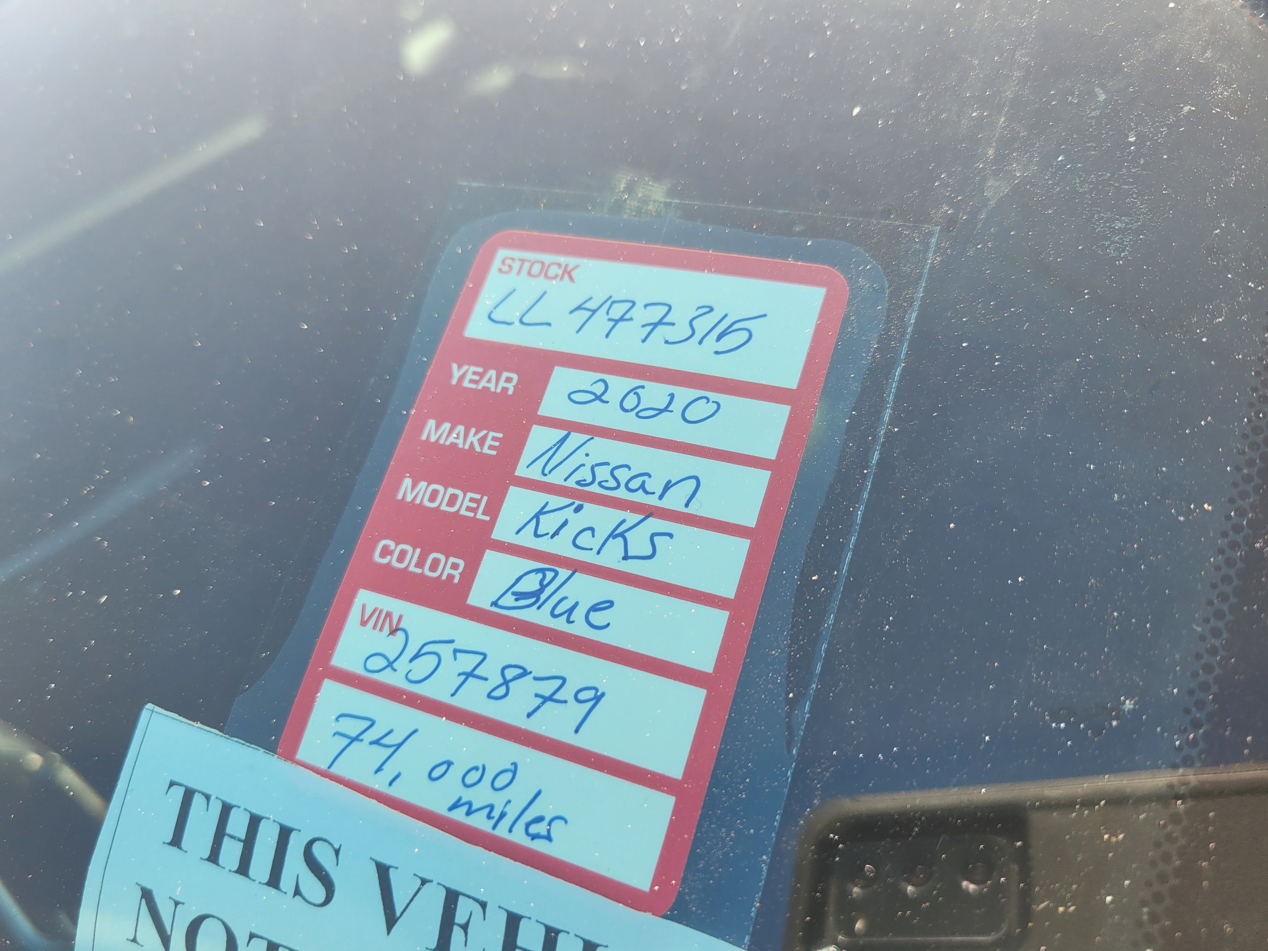 2020 Nissan Kicks SR