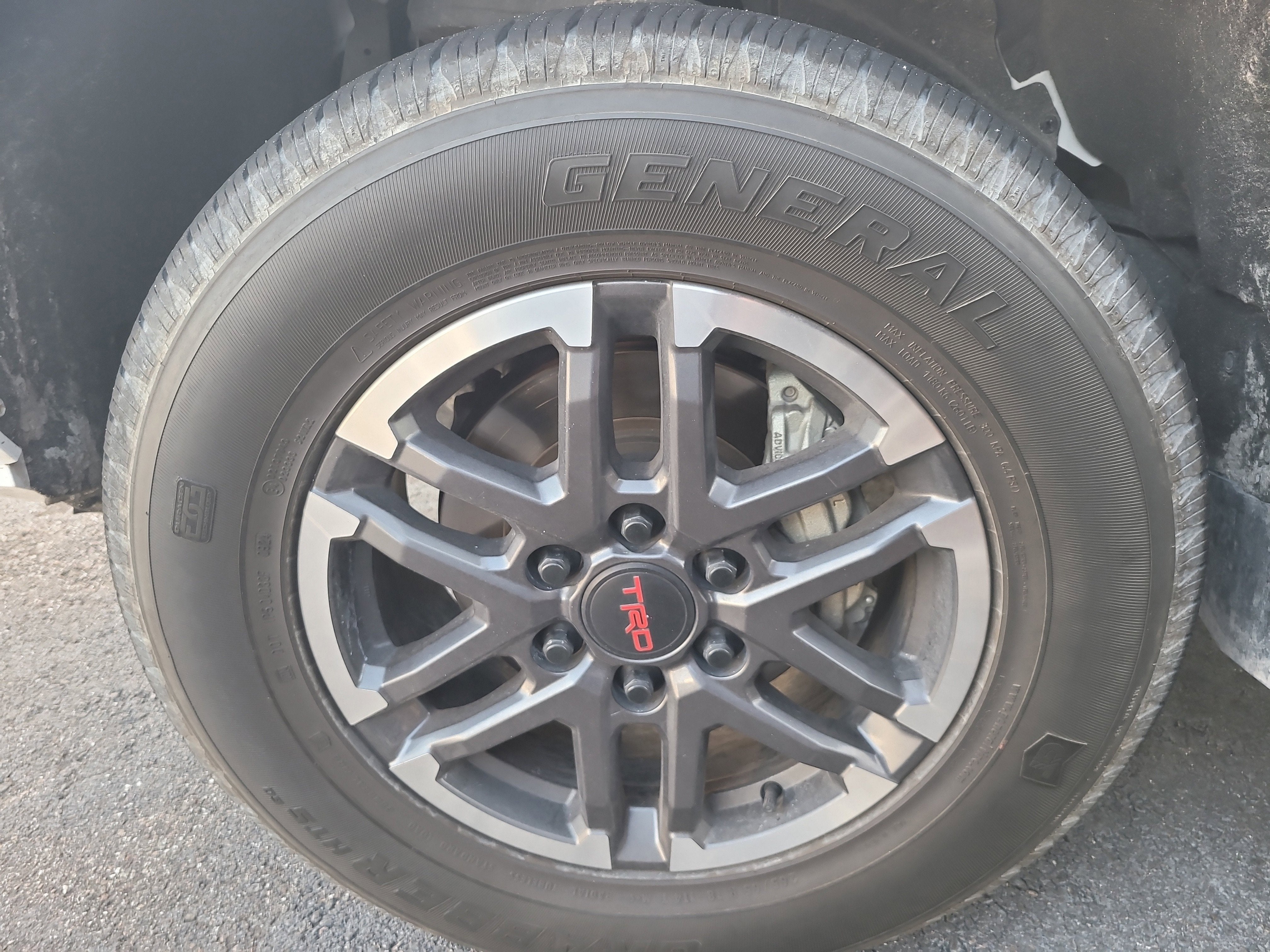 2024 Toyota Tacoma 2WD SR5