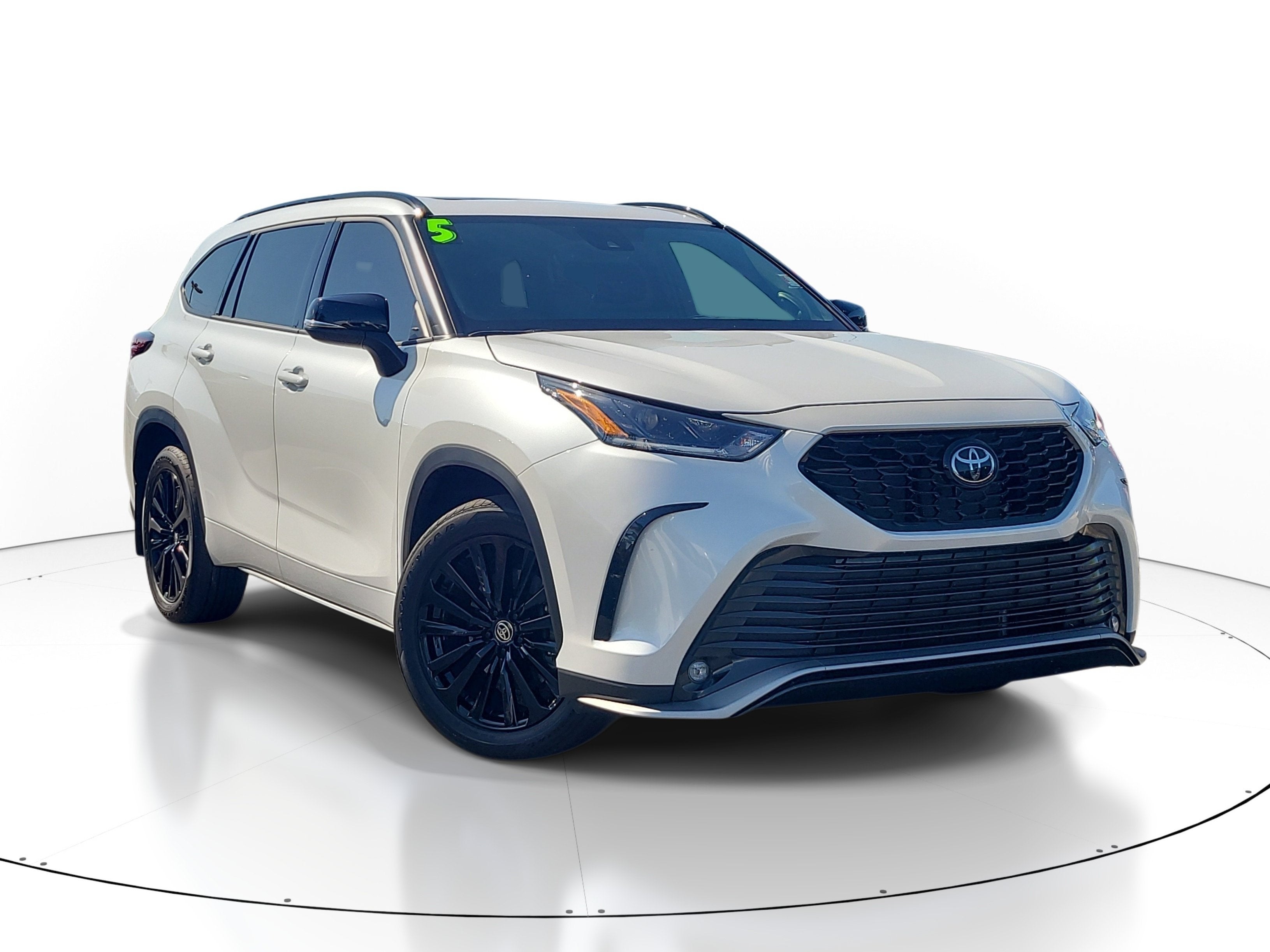 2025 Toyota Highlander LE