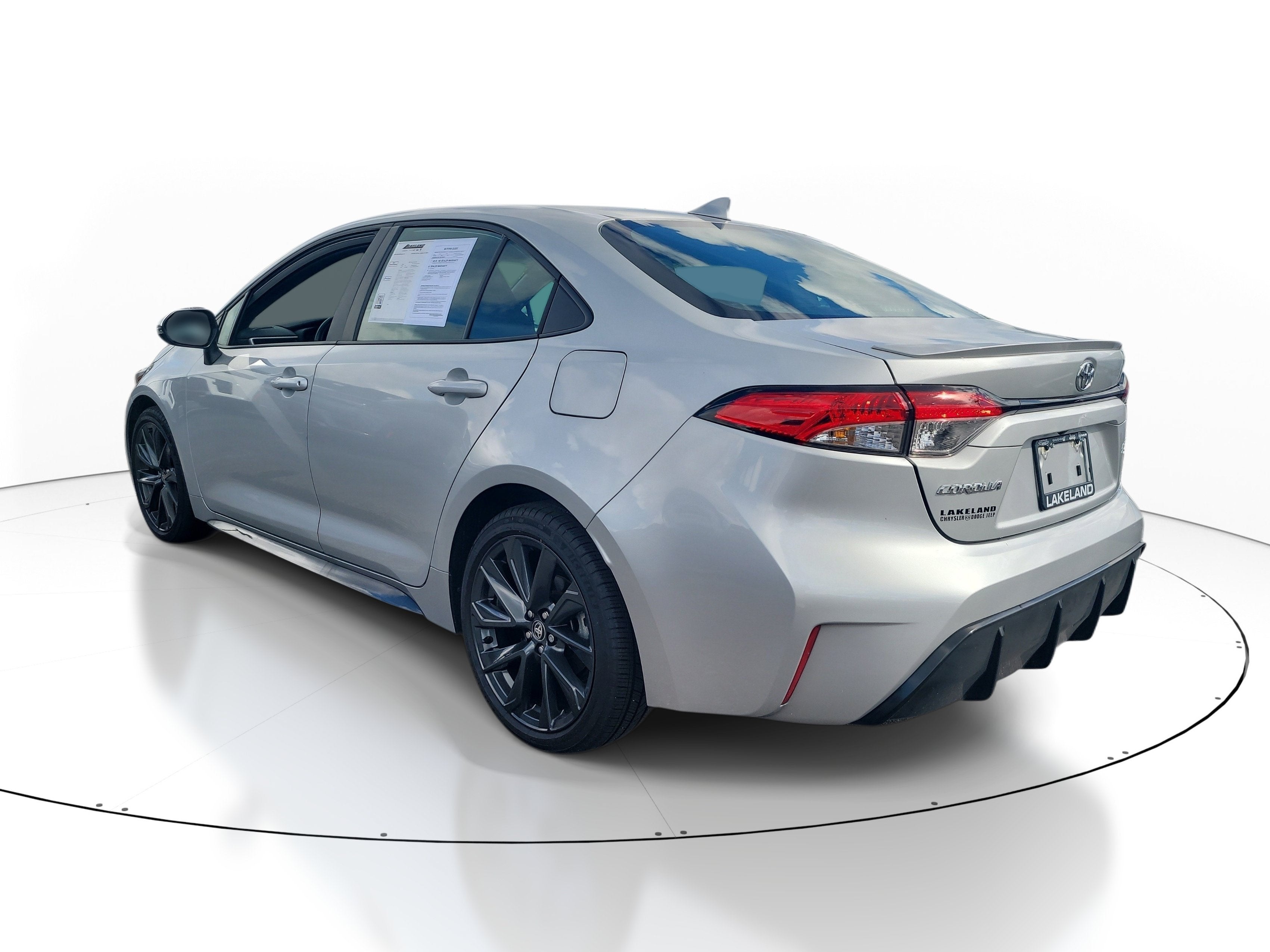 2025 Toyota Corolla SE