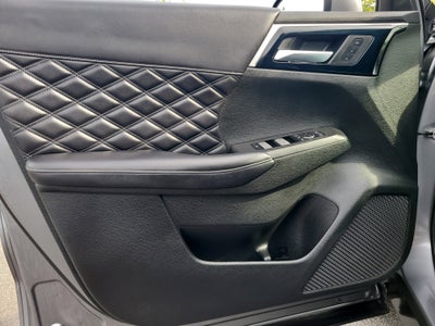 2022 Mitsubishi Outlander SEL