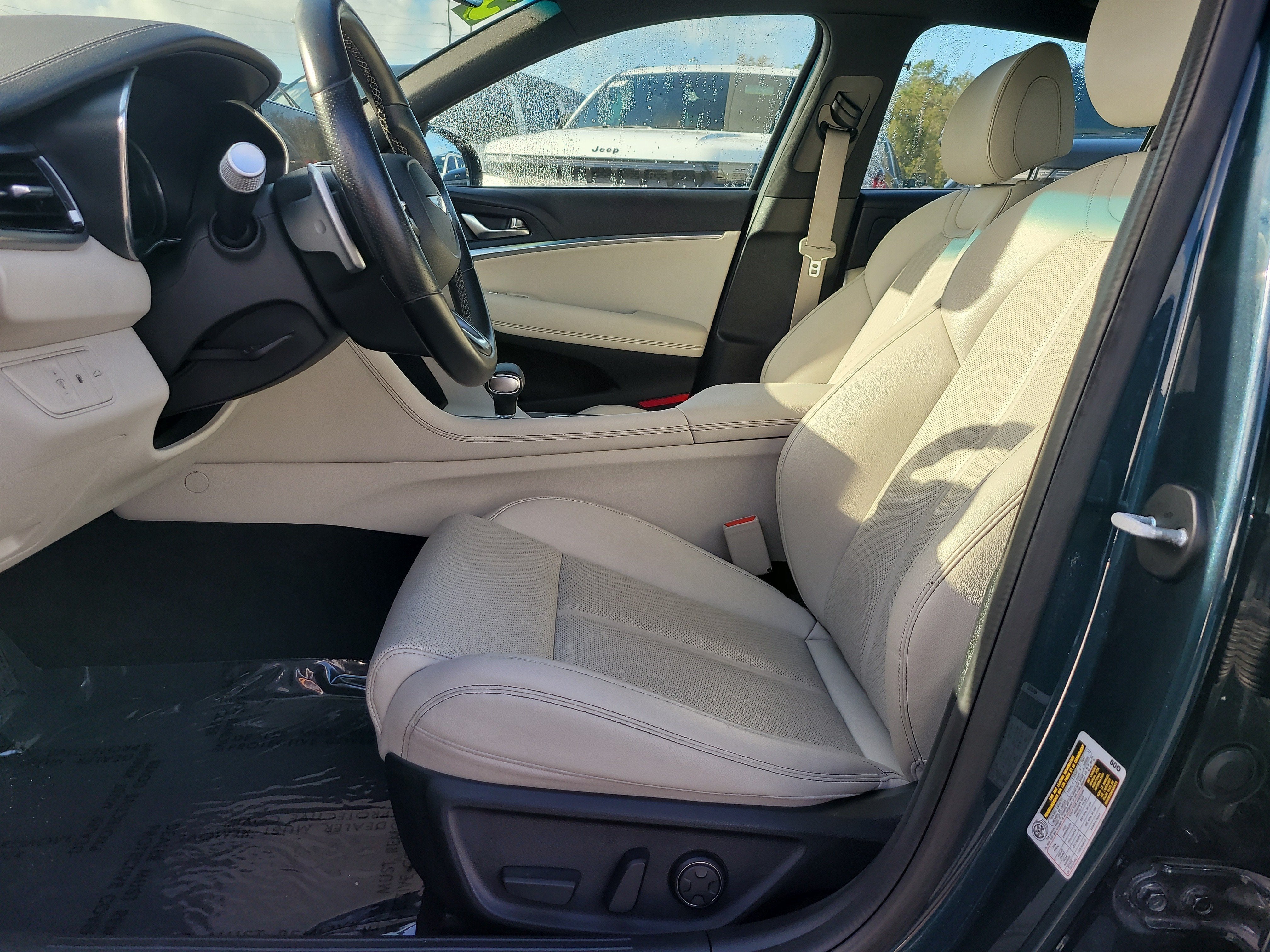 2025 Genesis G70 2.5T
