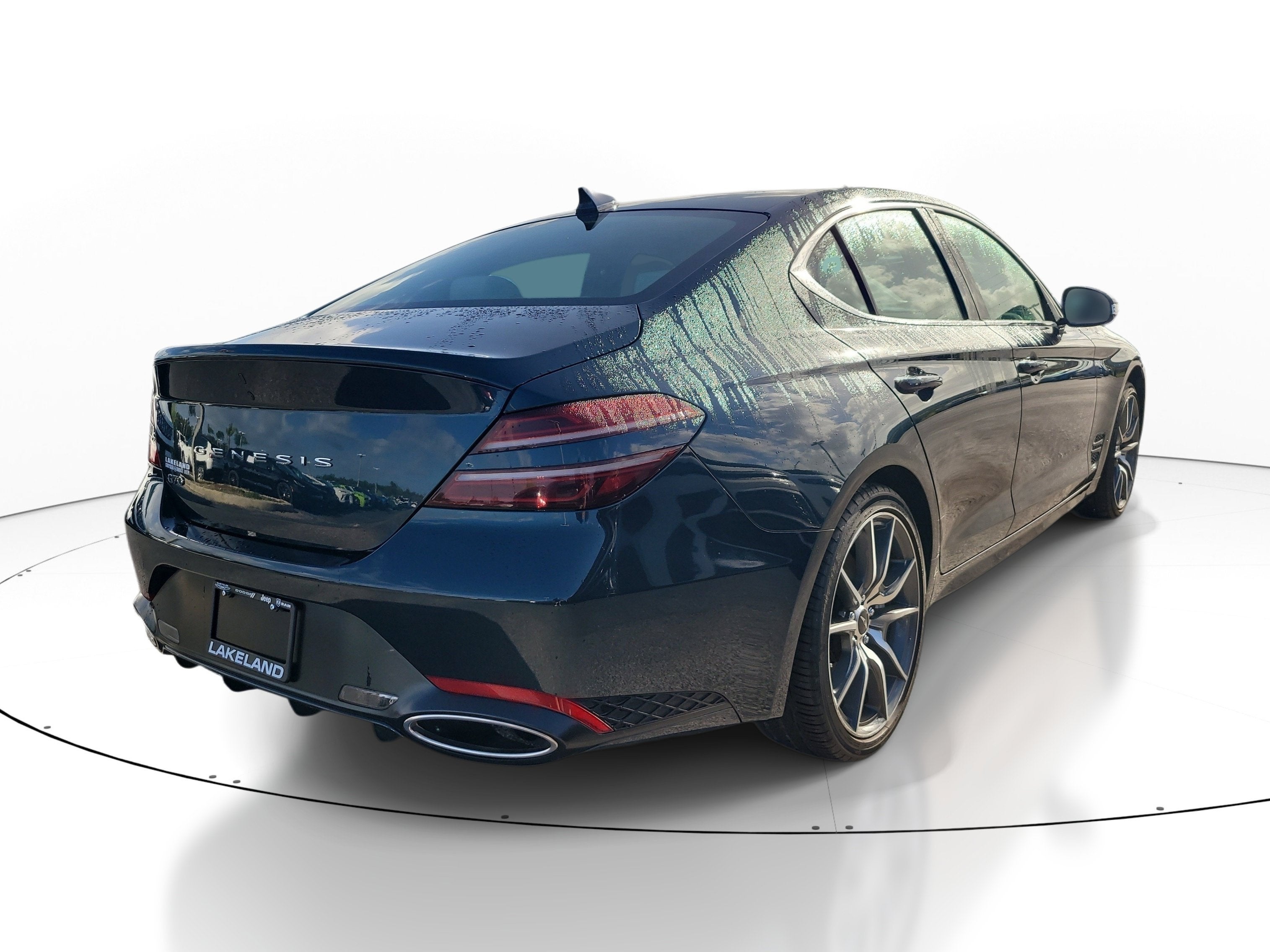 2025 Genesis G70 2.5T