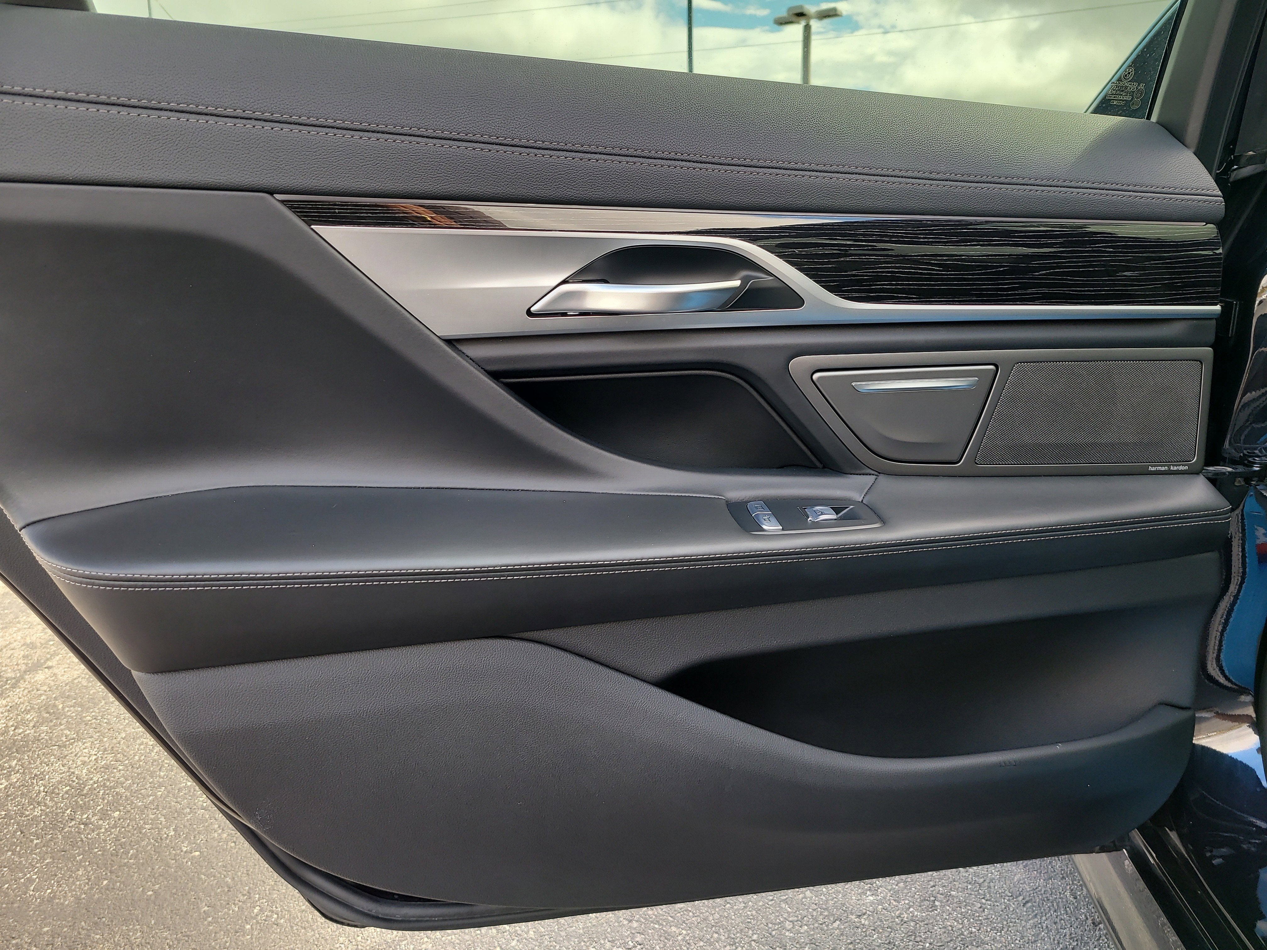 2022 BMW 7 Series 750i xDrive